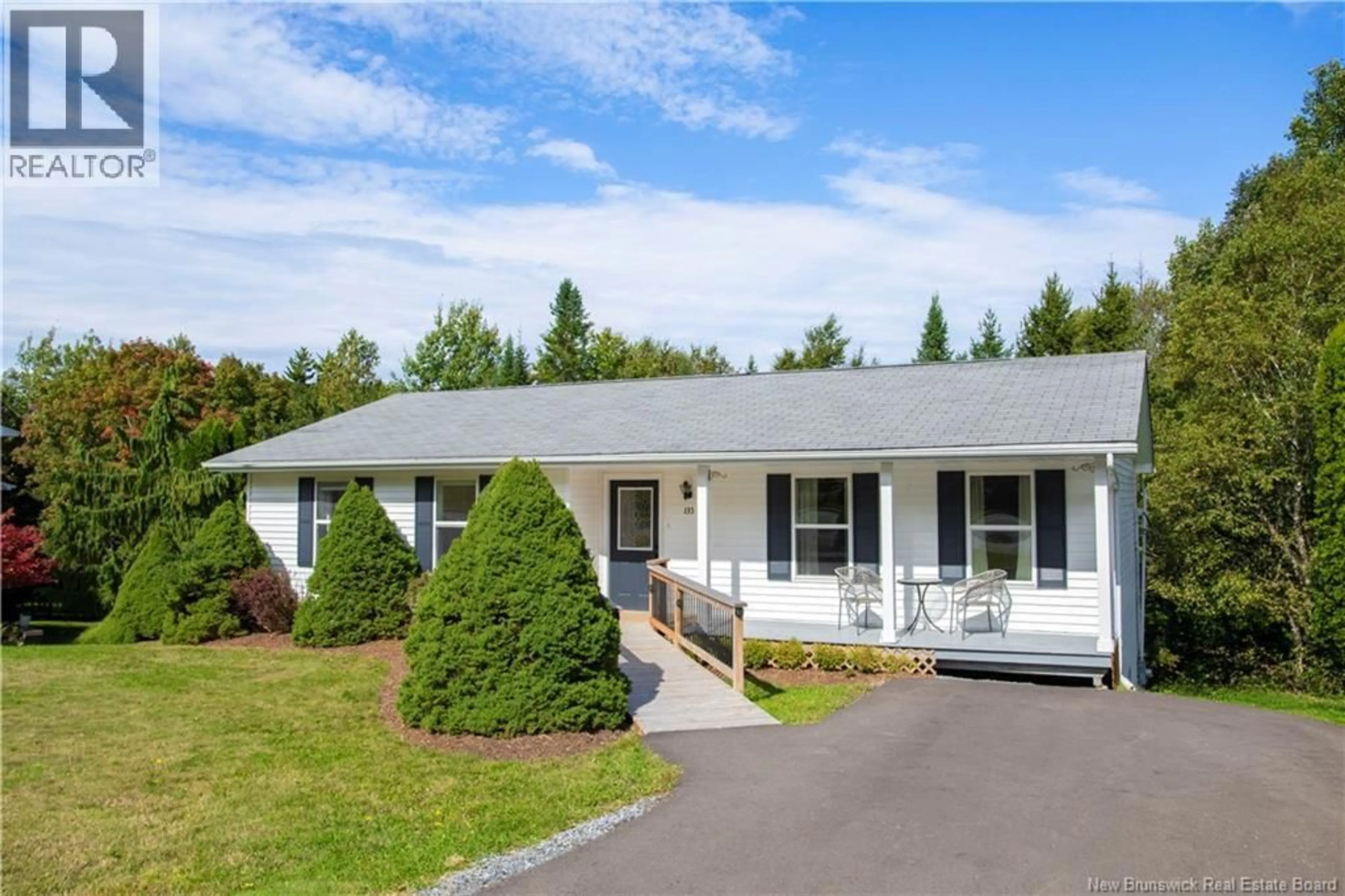 Home with vinyl exterior material, unknown for 135 VINCENT ROAD, Quispamsis New Brunswick E2E1R1
