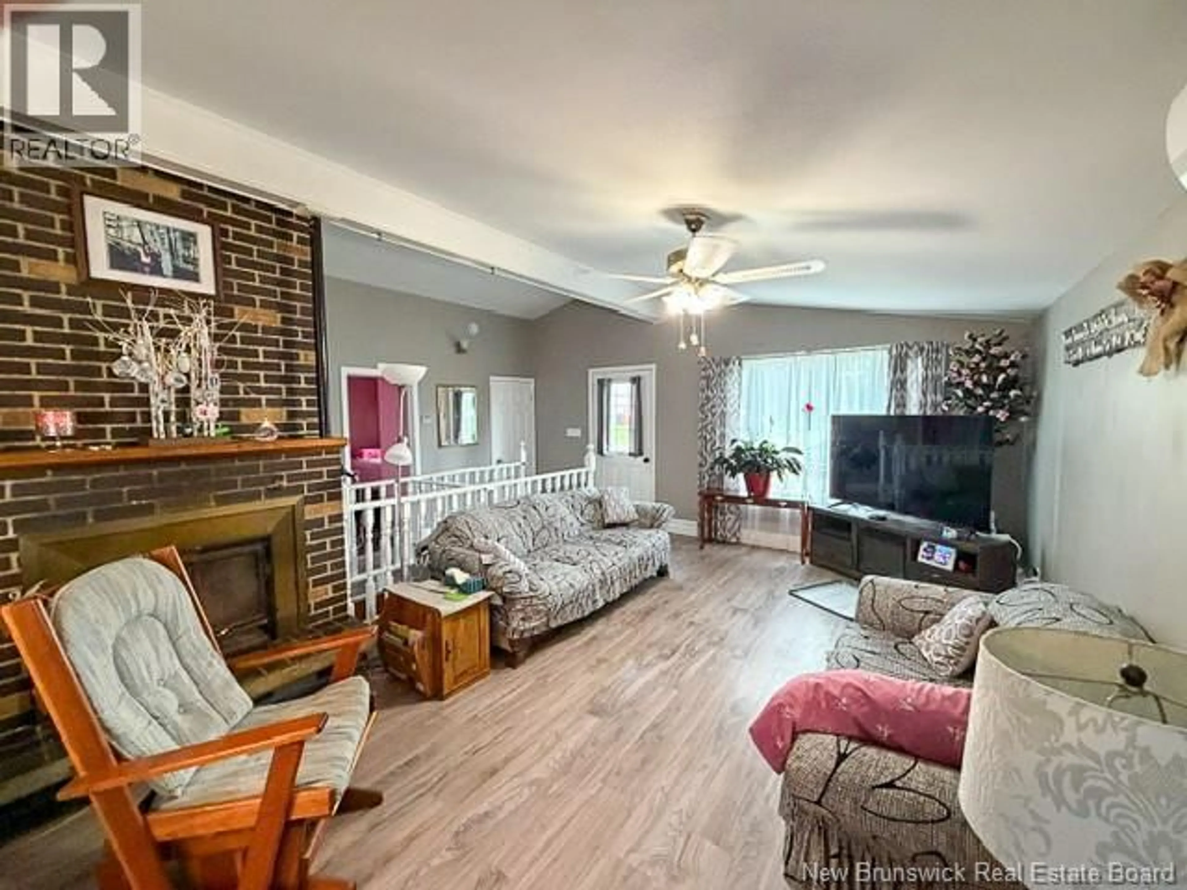Living room with furniture, unknown for 93 HILLCREST AVENUE, Hartland New Brunswick E7P1H9