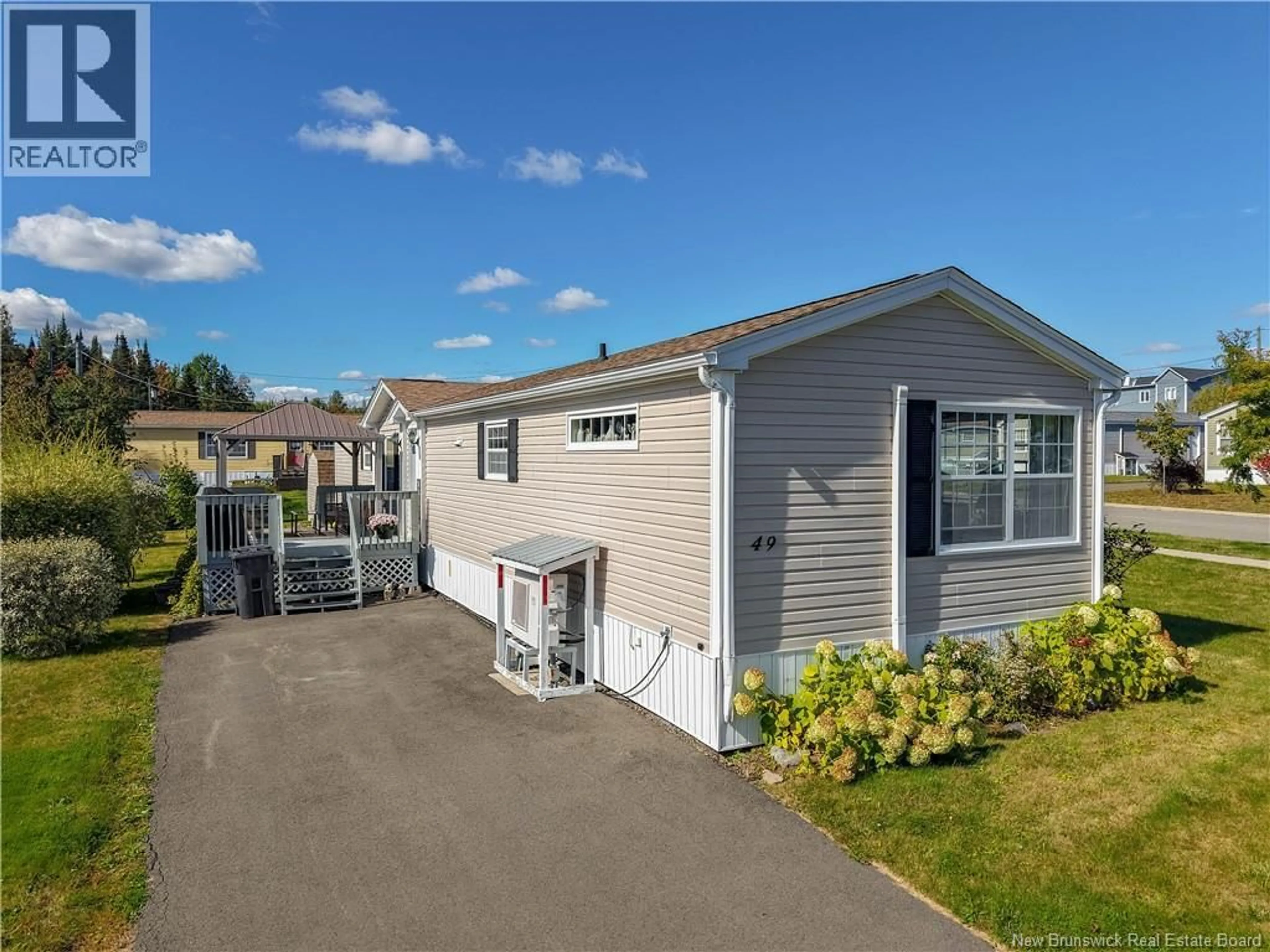 A pic from outside/outdoor area/front of a property/back of a property/a pic from drone, street for 49 NASON STREET, Fredericton New Brunswick E3G0B3