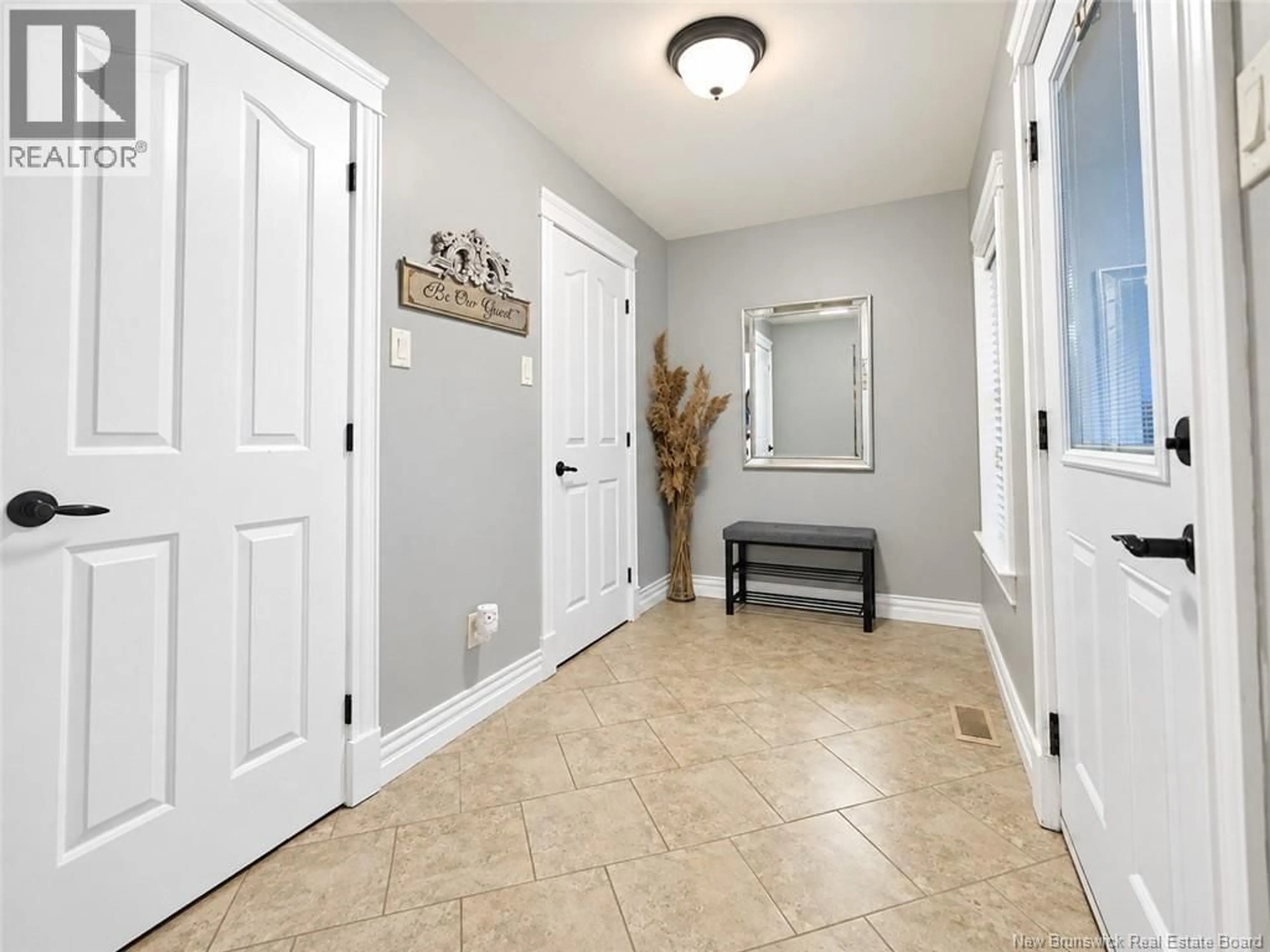 Indoor entryway for 65 ST-GREGOIRE, McKees Mills New Brunswick E4V2R2