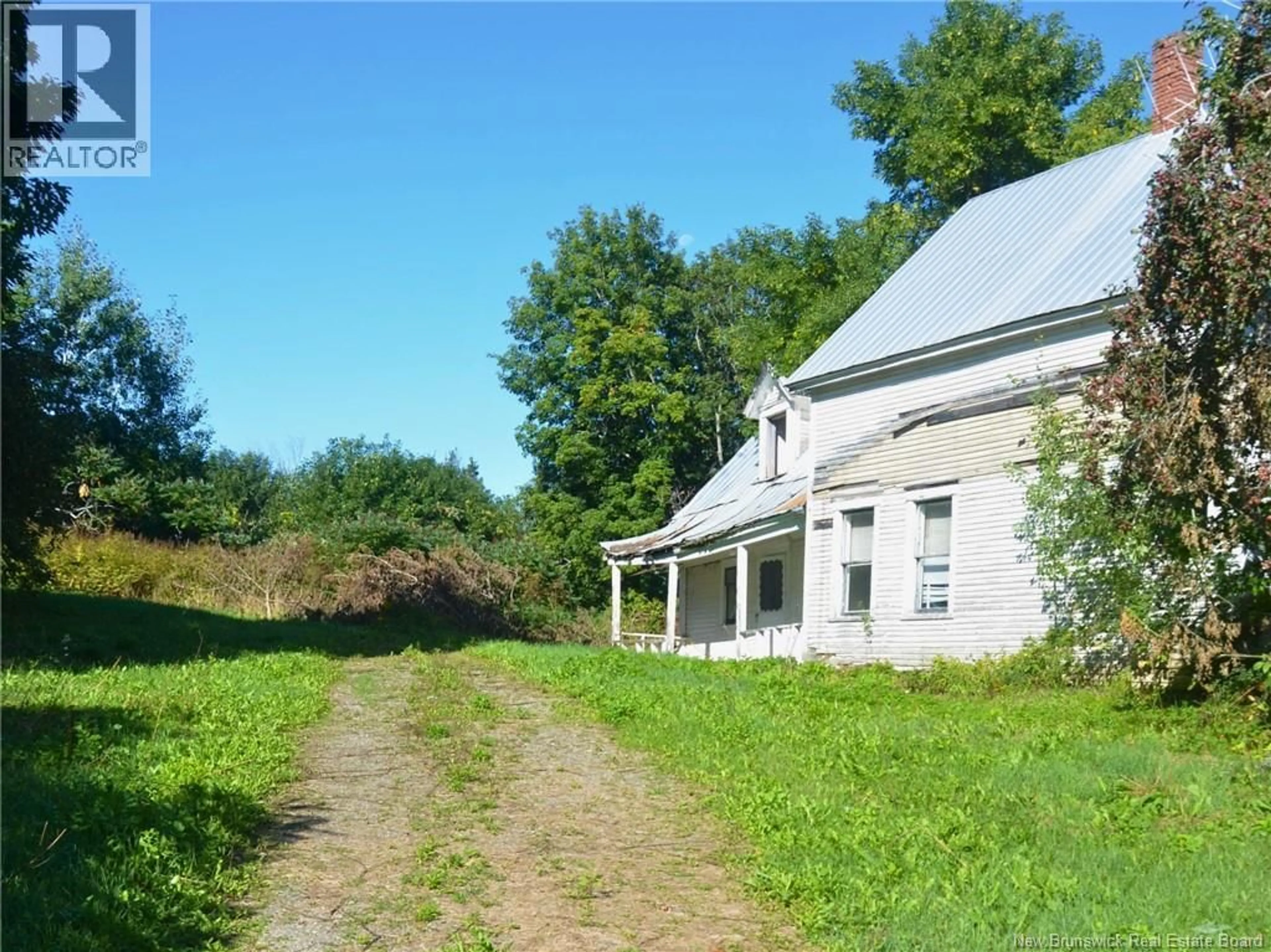A pic from outside/outdoor area/front of a property/back of a property/a pic from drone, building for 2697 ROUTE 103, Somerville New Brunswick E7P3A6