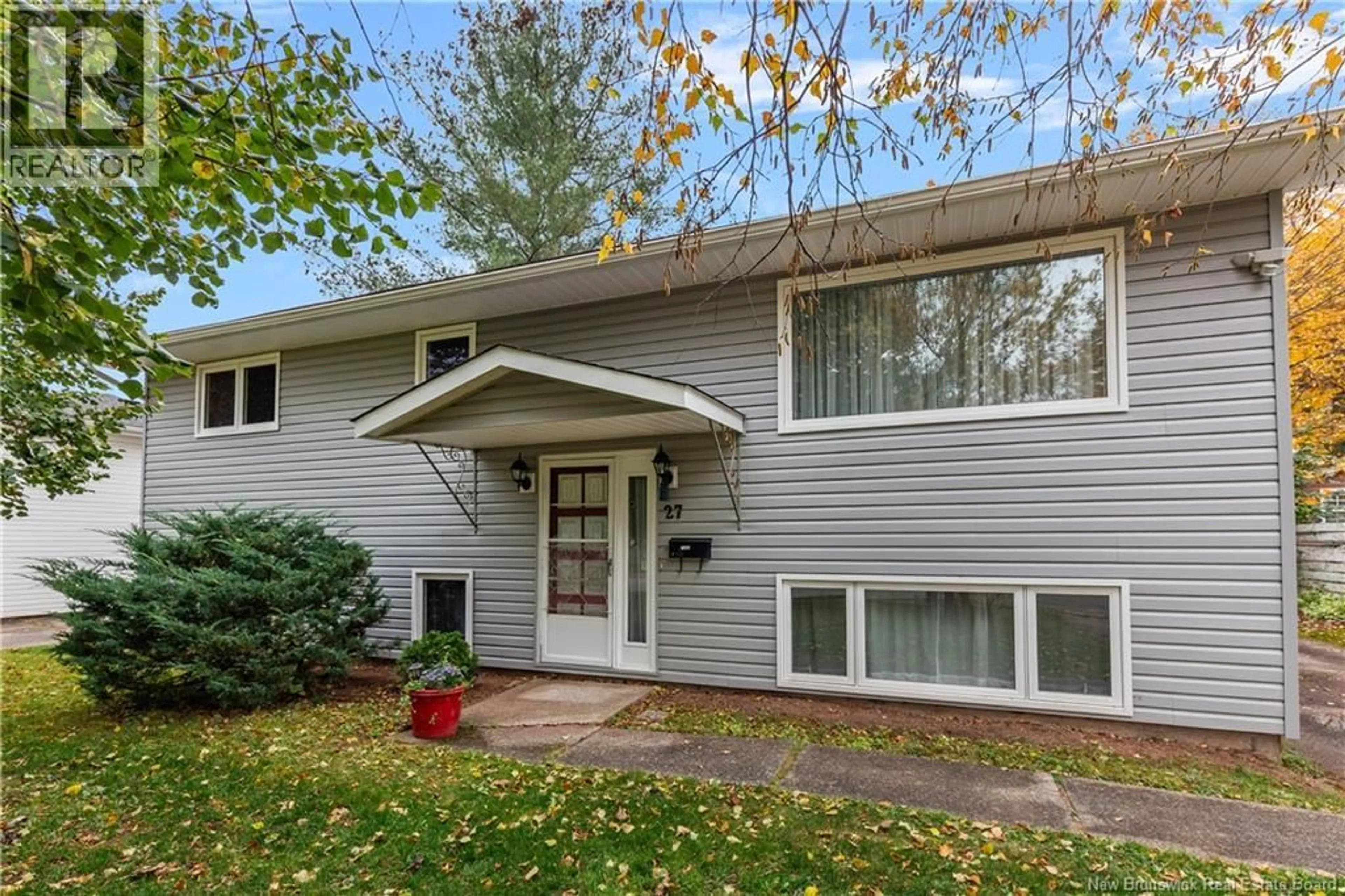 Home with vinyl exterior material, street for 27 BREWSTER STREET, Riverview New Brunswick E1B3M7