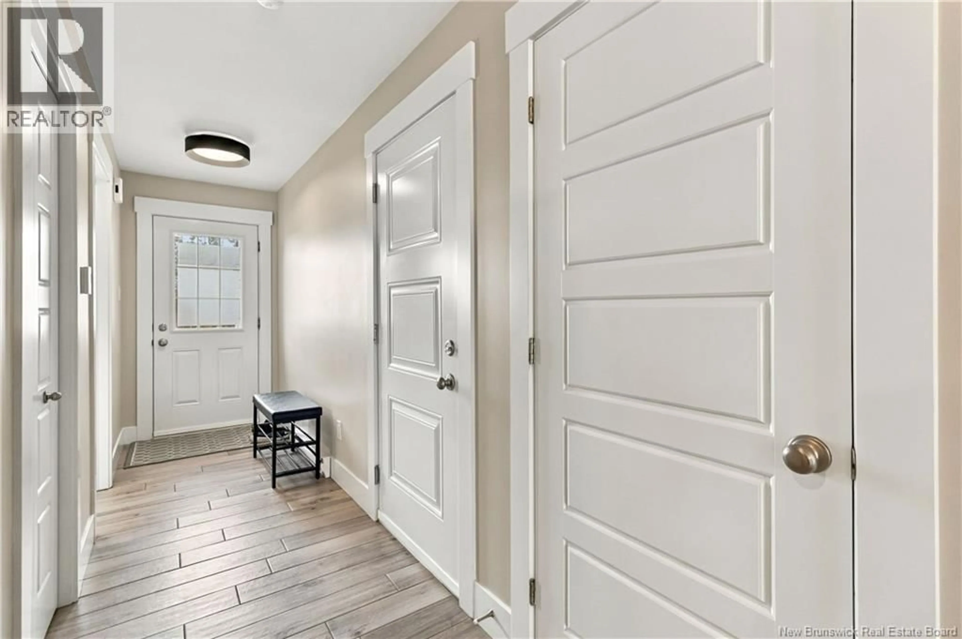 Indoor entryway for 398 GLENGROVE ROAD, Moncton New Brunswick E1A8C8
