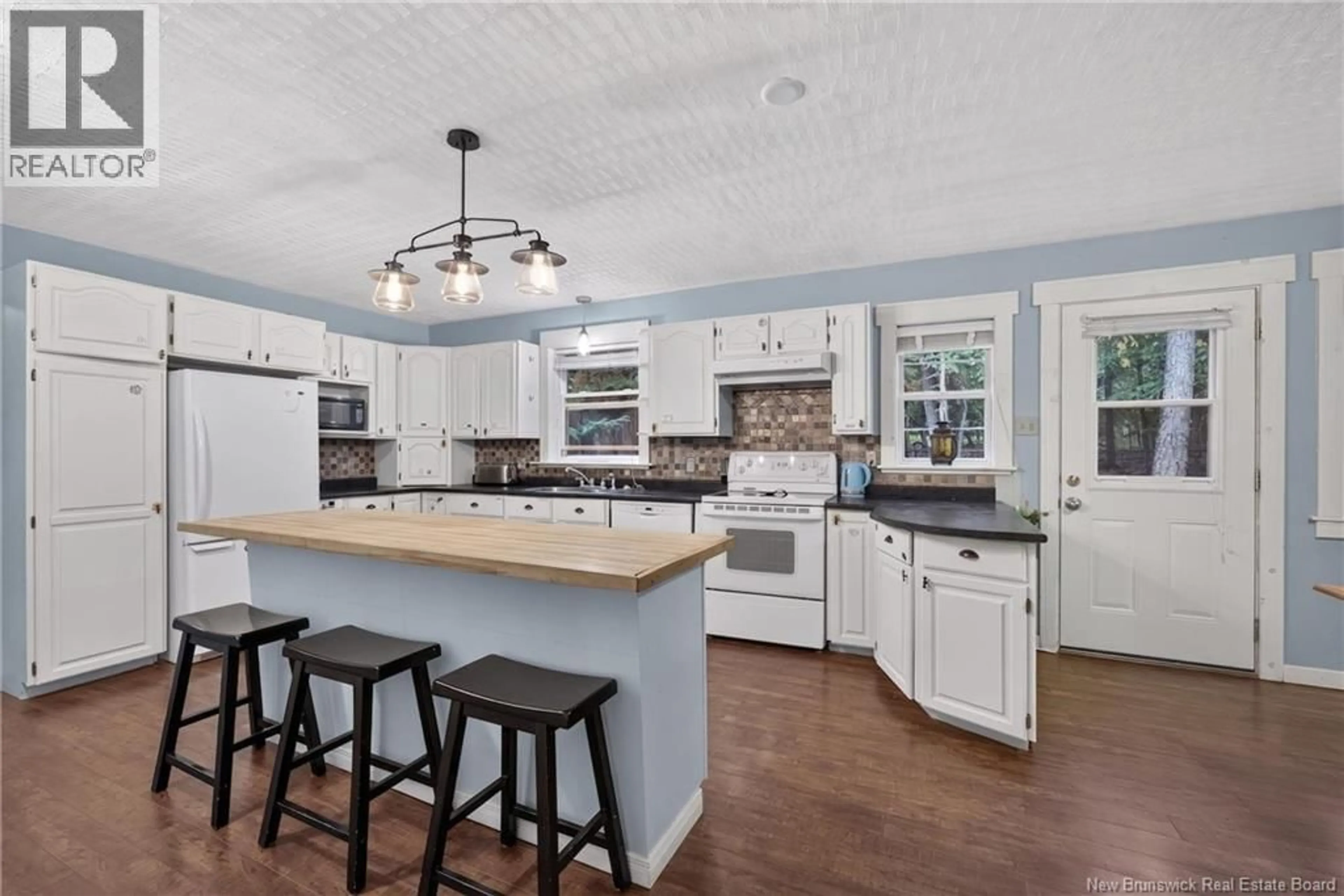 Open concept kitchen, unknown for 77 HIGHFIELD DRIVE, Douglas New Brunswick E3G7R1