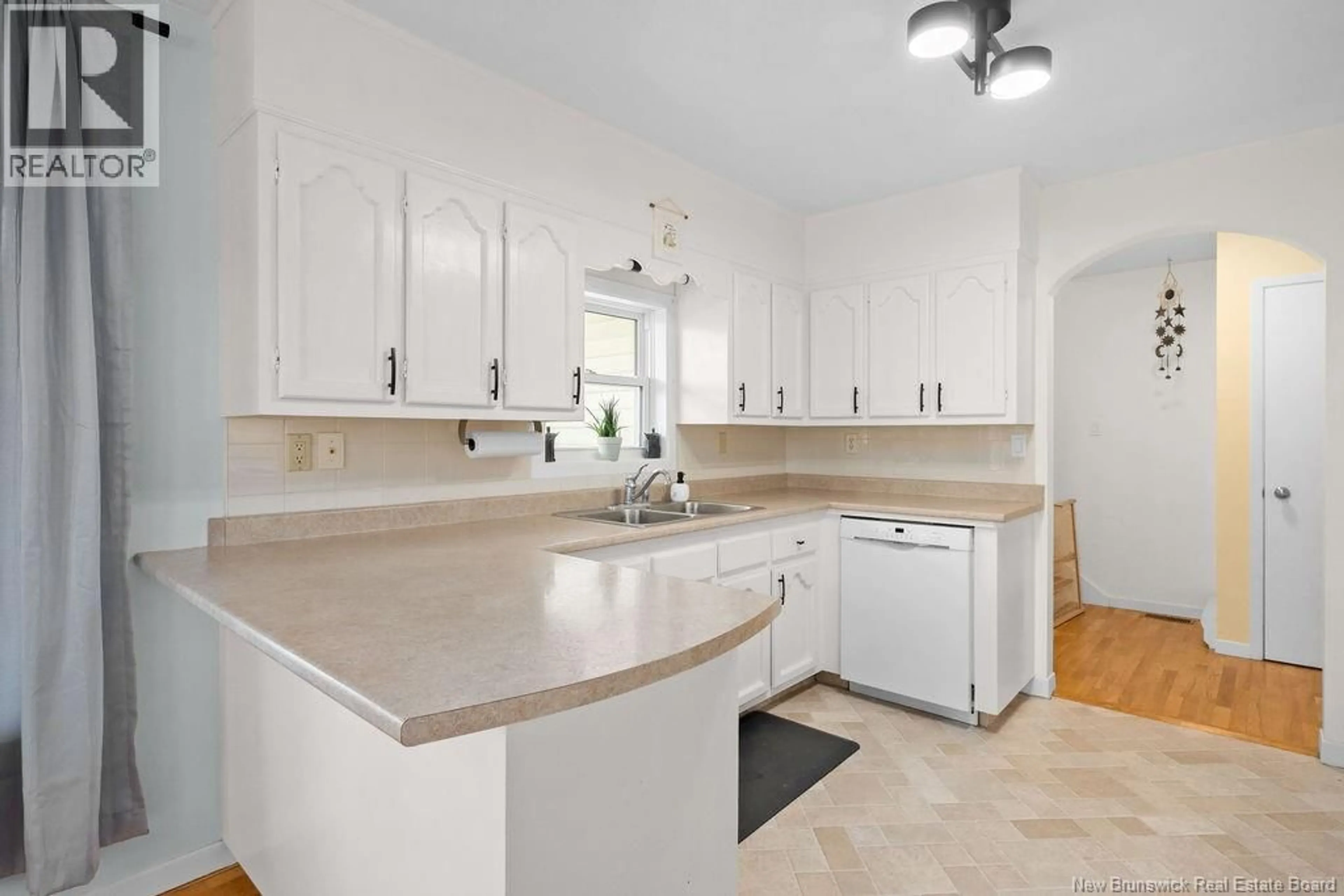 Standard kitchen, ceramic/tile floor for 35 INGLIS STREET, Shediac New Brunswick E4P8S9