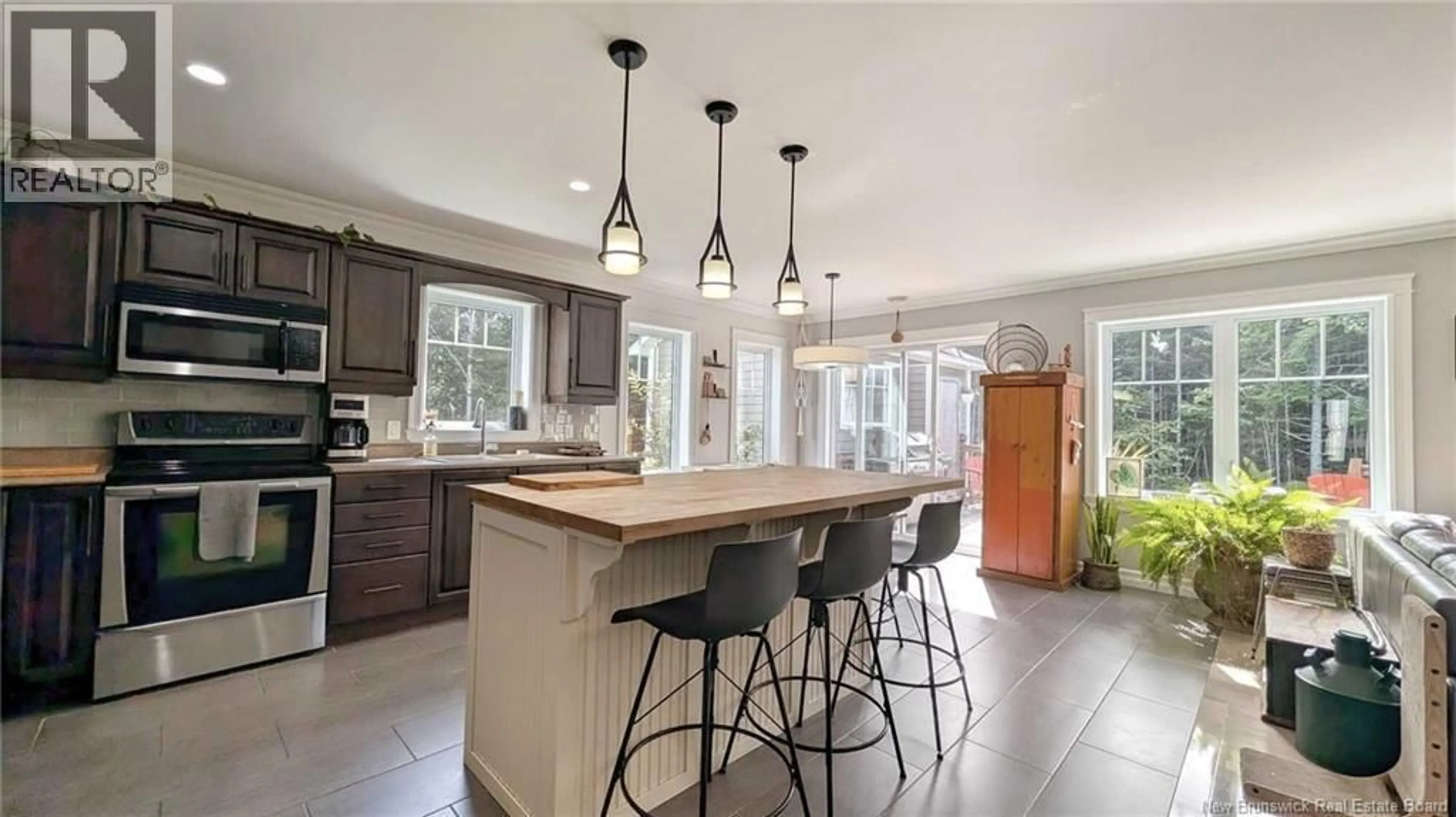 Open concept kitchen, ceramic/tile floor for 1090 JESSIE STREET, Tracadie New Brunswick E1X0B2