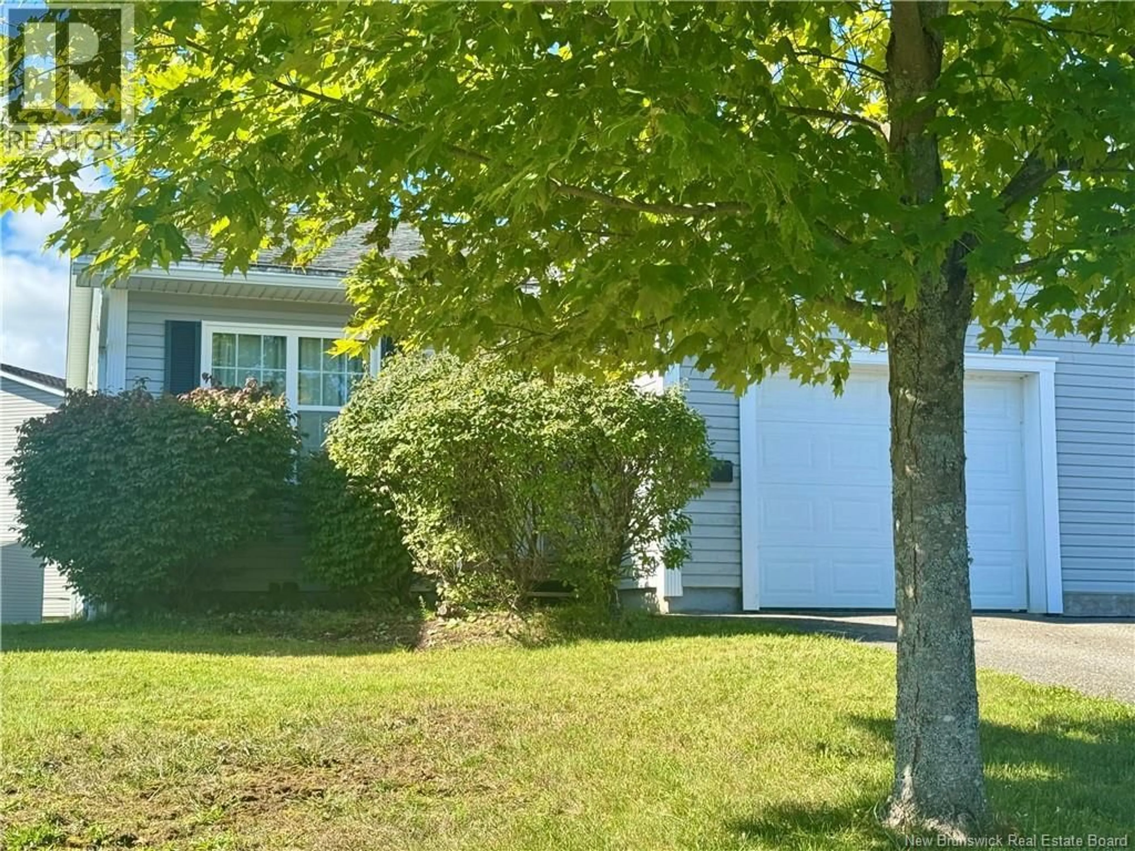Unknown for 26 ACORN DRIVE, Saint John New Brunswick E2M7X8