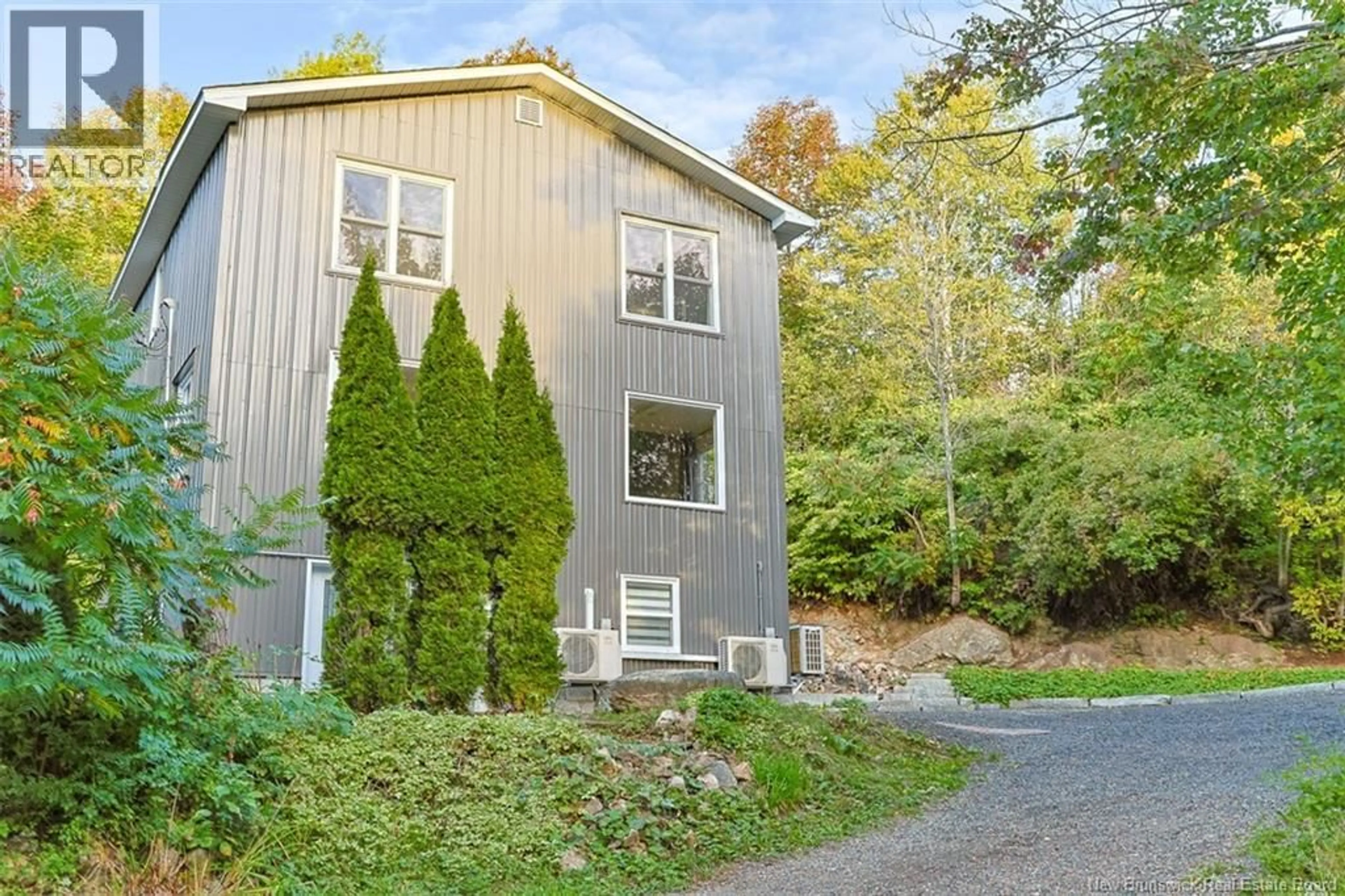 Patio, unknown for 155 VICTORIA ROAD, Saint John New Brunswick E2M6W5