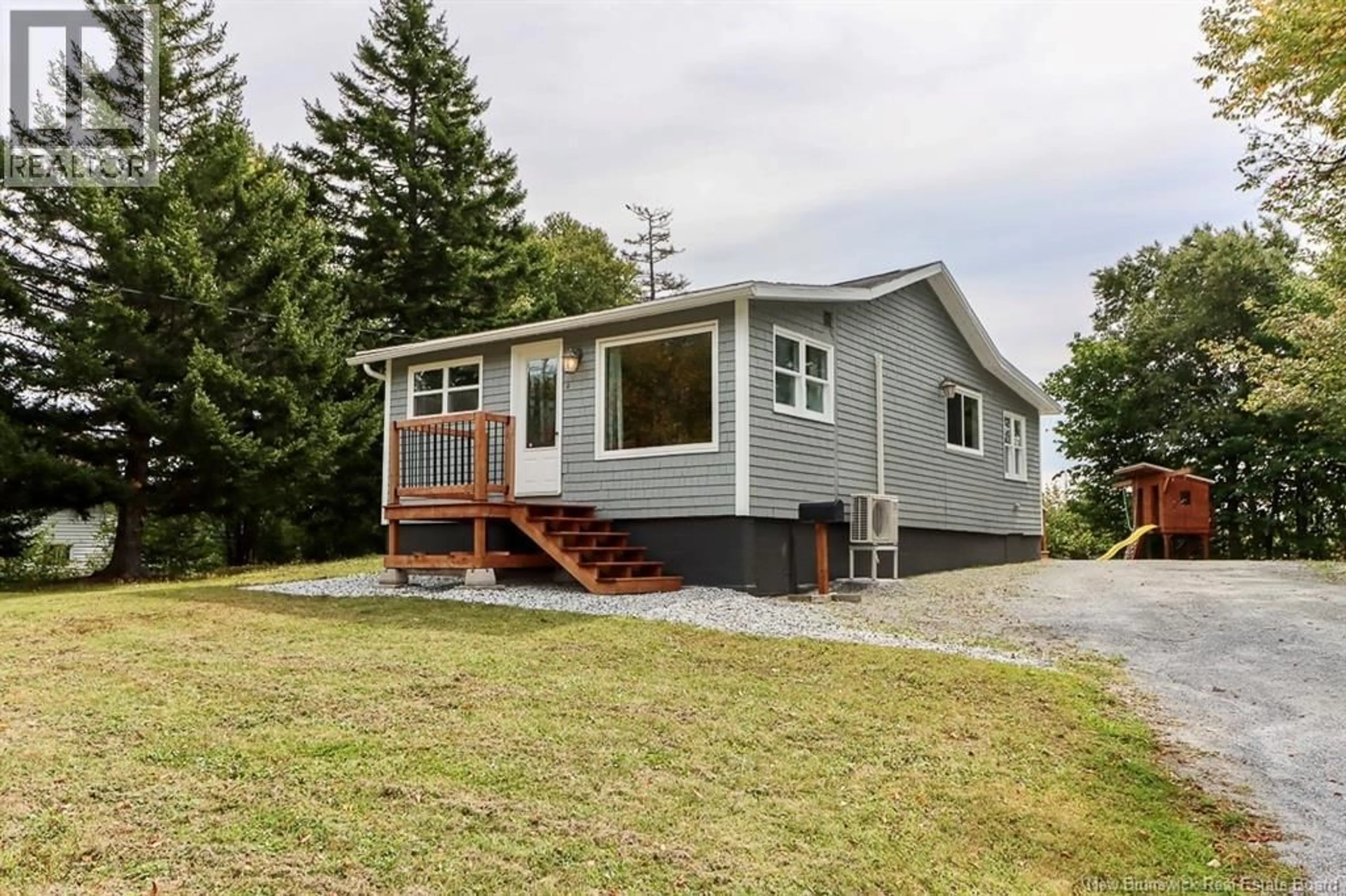 Home with vinyl exterior material, unknown for 3478 LOCH LOMOND ROAD, Saint John New Brunswick E2N1B8