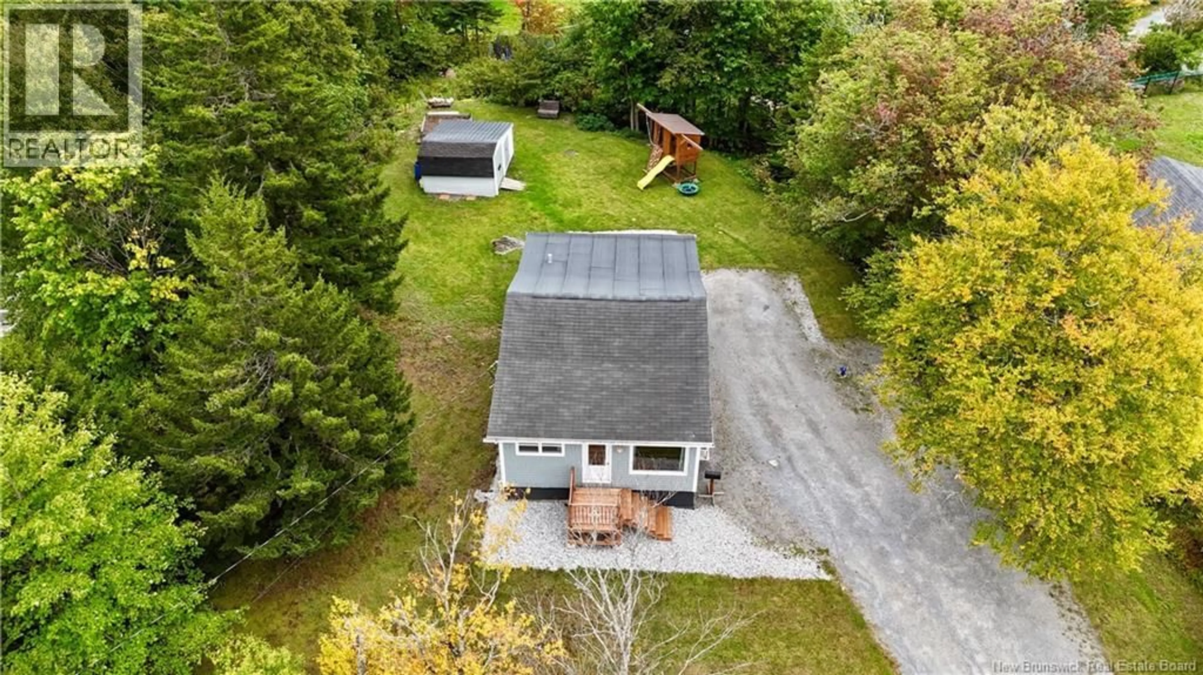 A pic from outside/outdoor area/front of a property/back of a property/a pic from drone, unknown for 3478 LOCH LOMOND ROAD, Saint John New Brunswick E2N1B8
