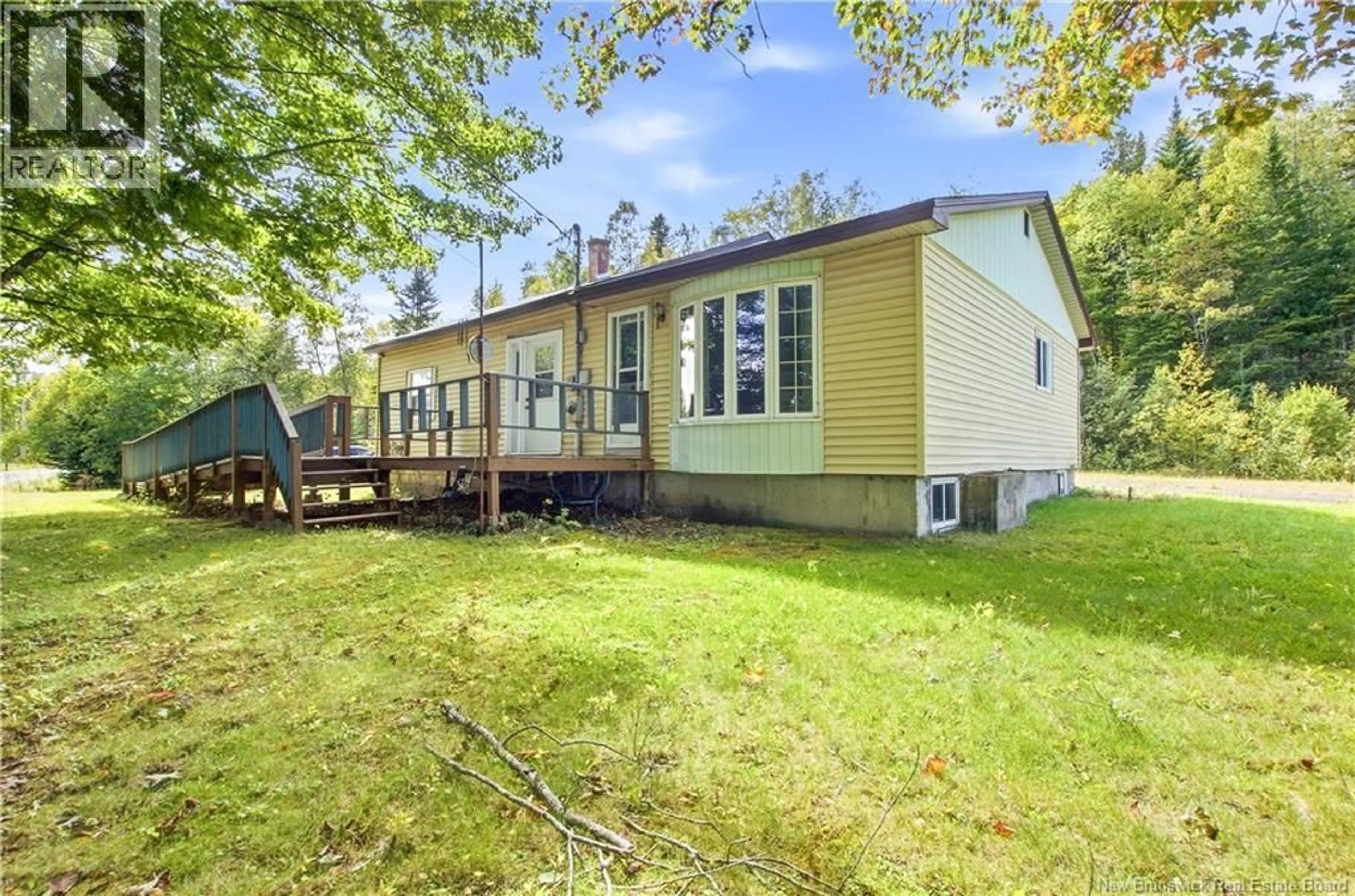 Home with vinyl exterior material, water/lake/river/ocean view for 44 STEENBERRICK COURT, Zealand New Brunswick E6L1E9
