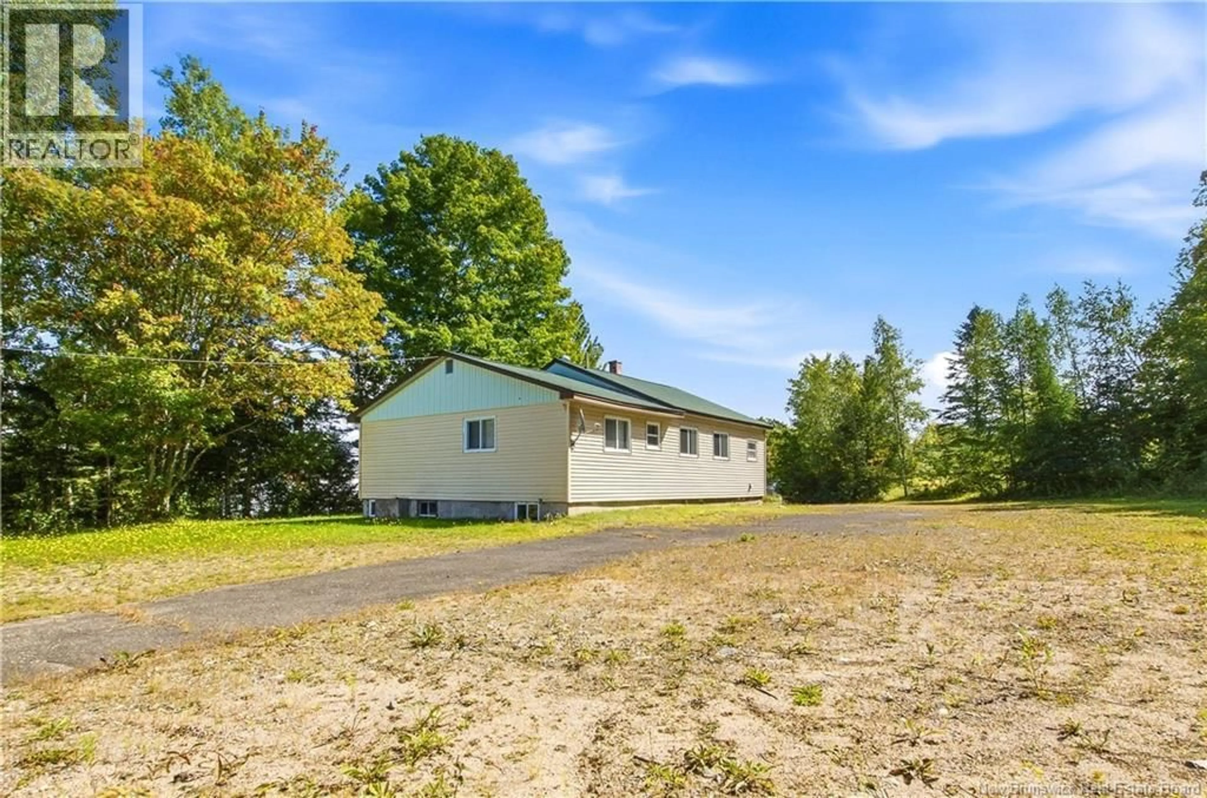 Unknown for 44 STEENBERRICK COURT, Zealand New Brunswick E6L1E9