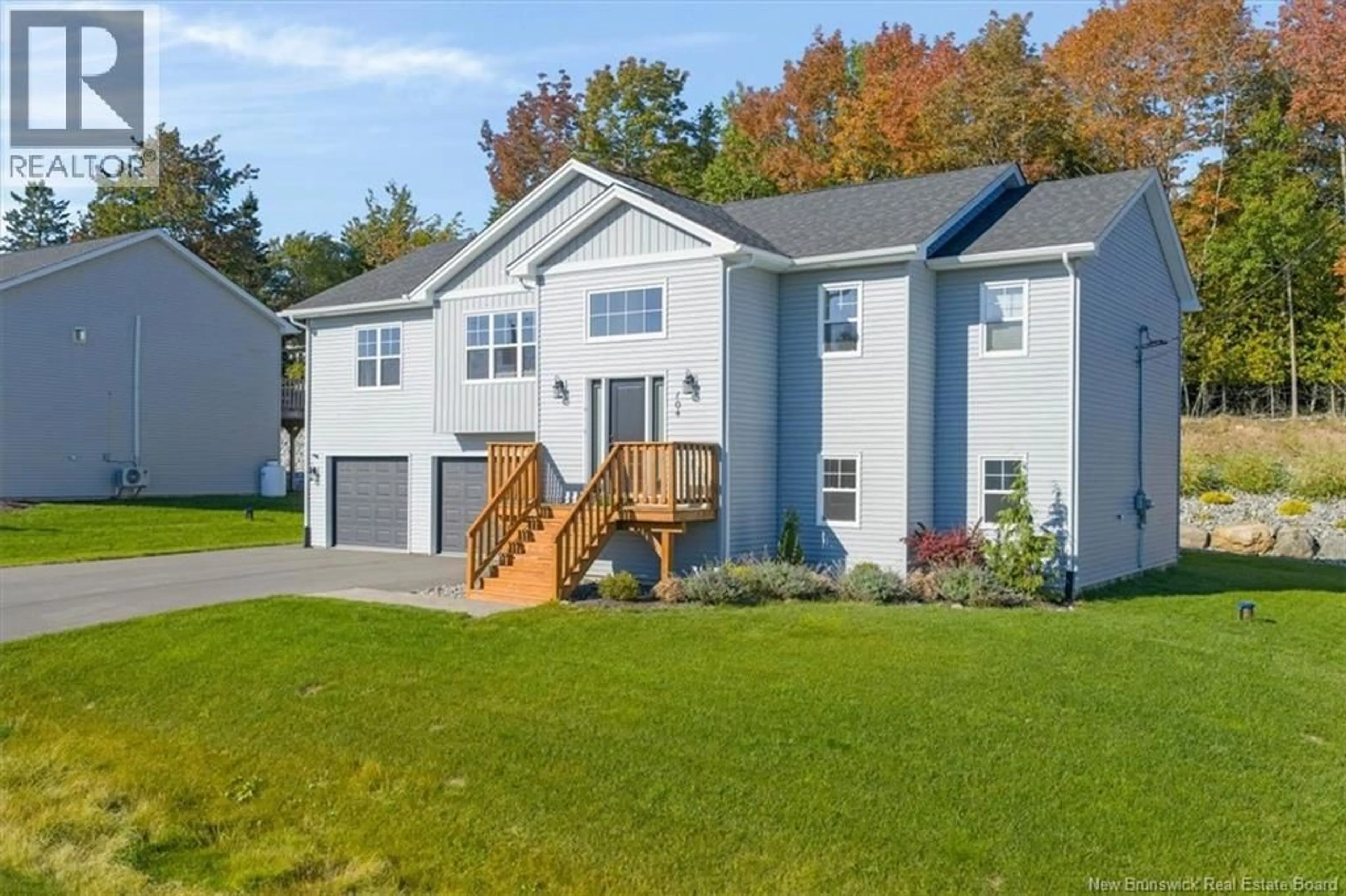 Home with vinyl exterior material, unknown for 104 MONTANA DRIVE, Quispamsis New Brunswick E2E0R1