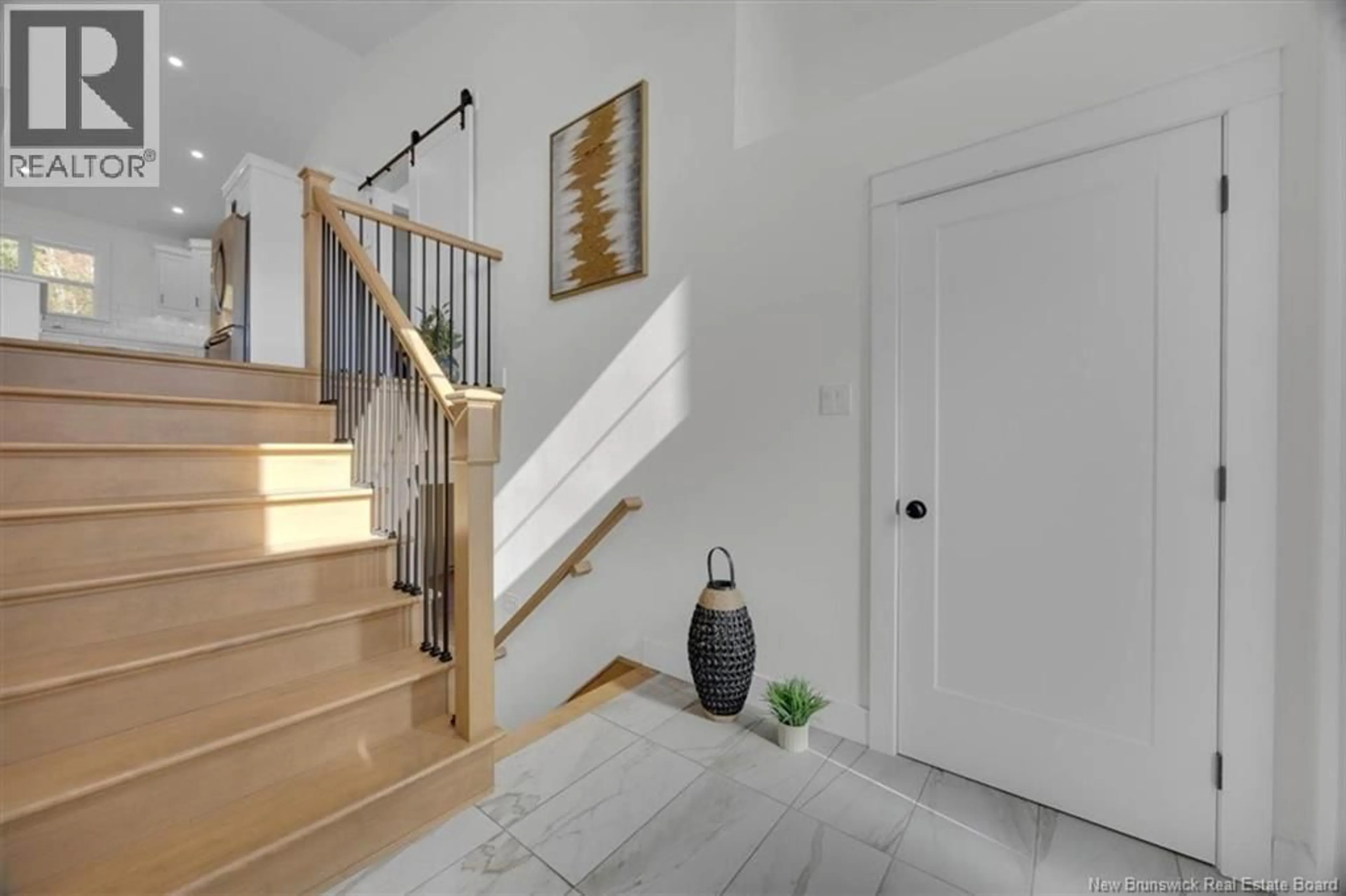 Indoor entryway for 104 MONTANA DRIVE, Quispamsis New Brunswick E2E0R1