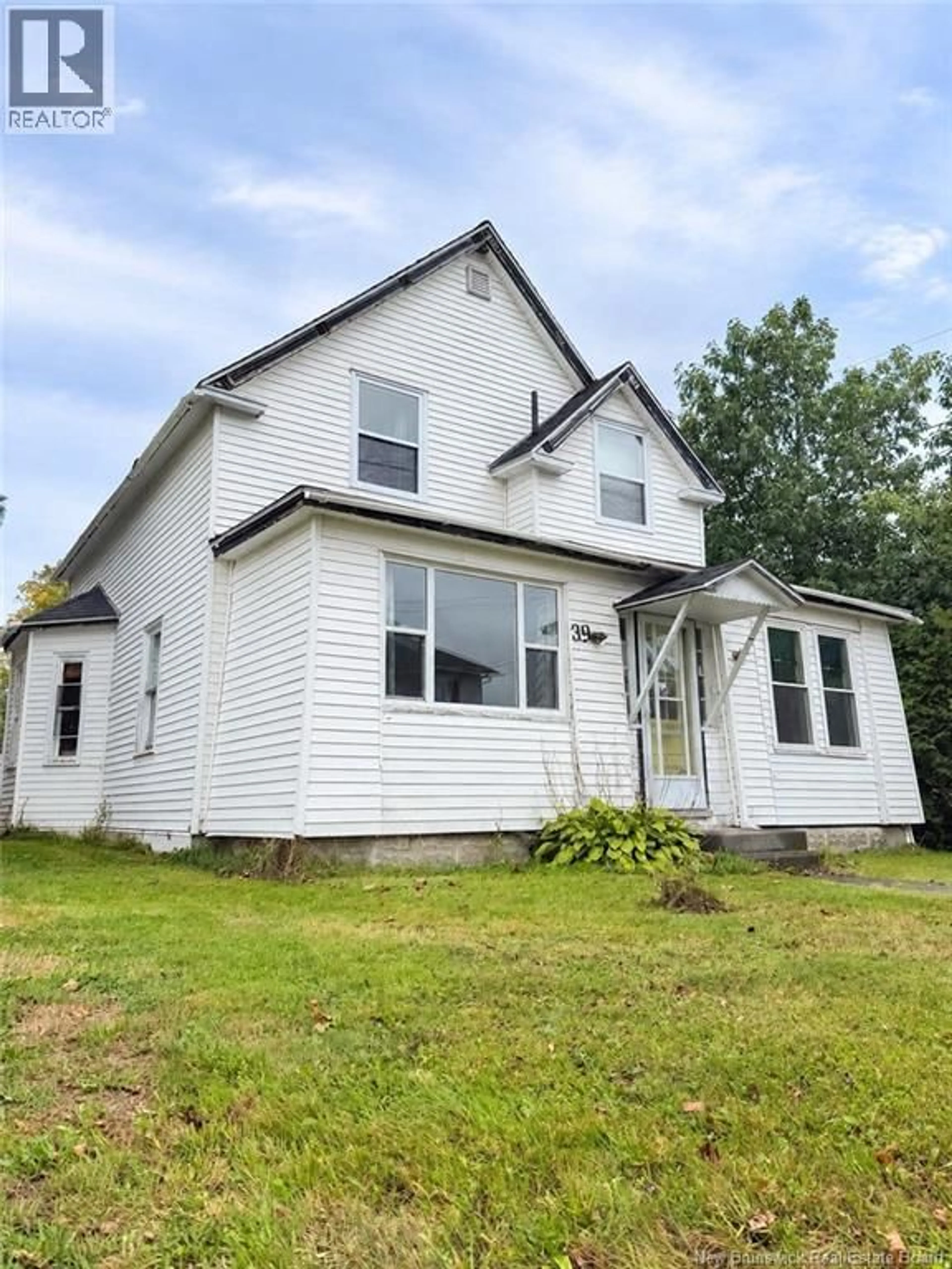 Unknown for 39 MANSE STREET, Miramichi New Brunswick E1N3M2