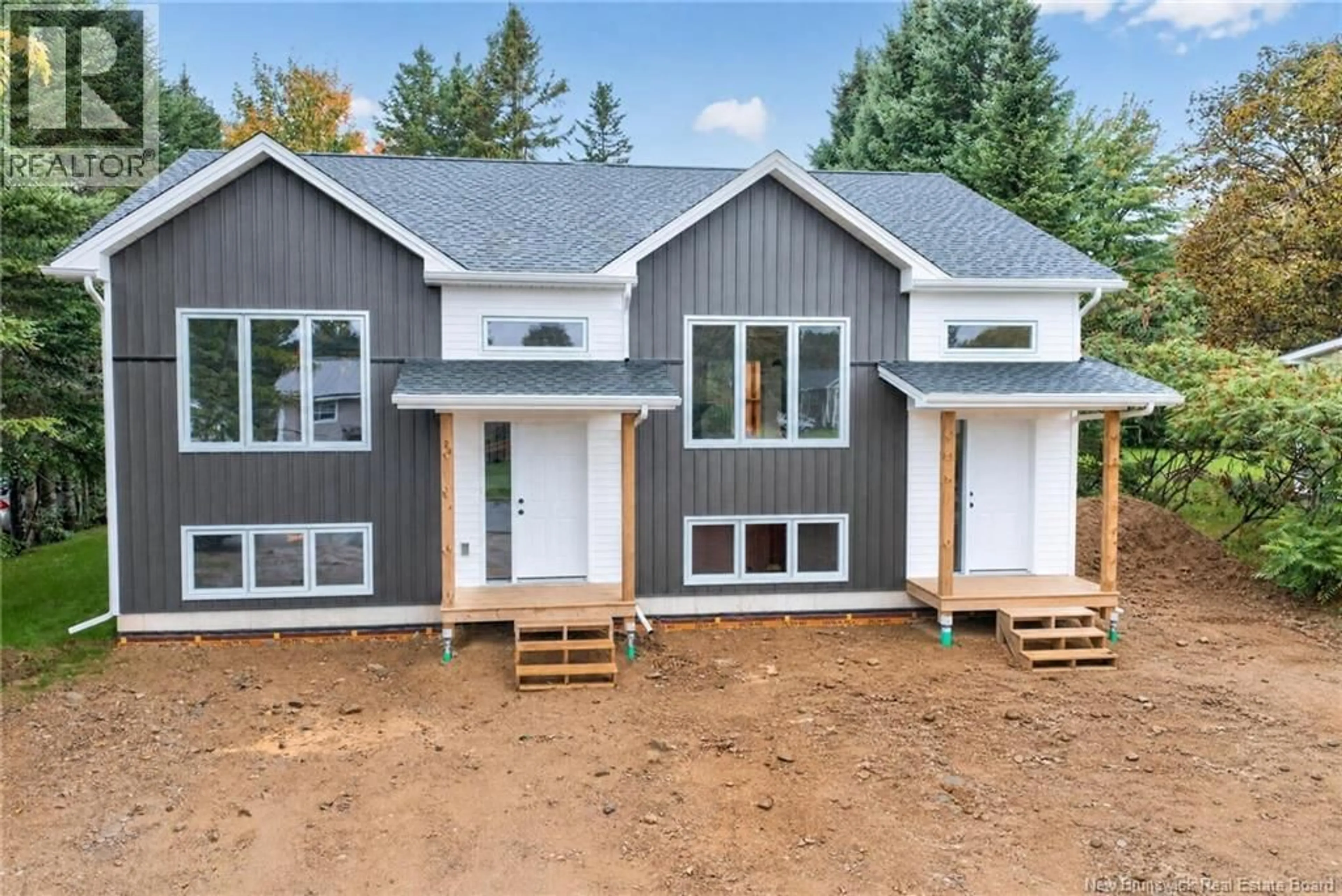 Home with vinyl exterior material, unknown for 26 CARROLL STREET, Bouctouche New Brunswick E4S2Y2