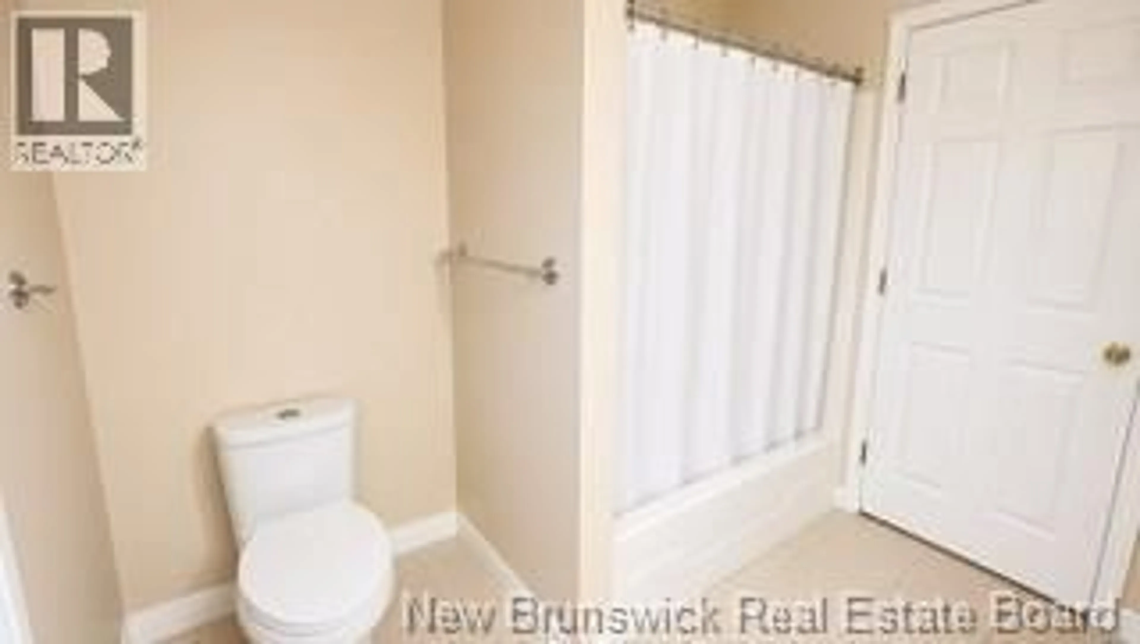 Standard bathroom, unknown for 633 WHITEPINE ROAD, Riverview New Brunswick E1B2P2