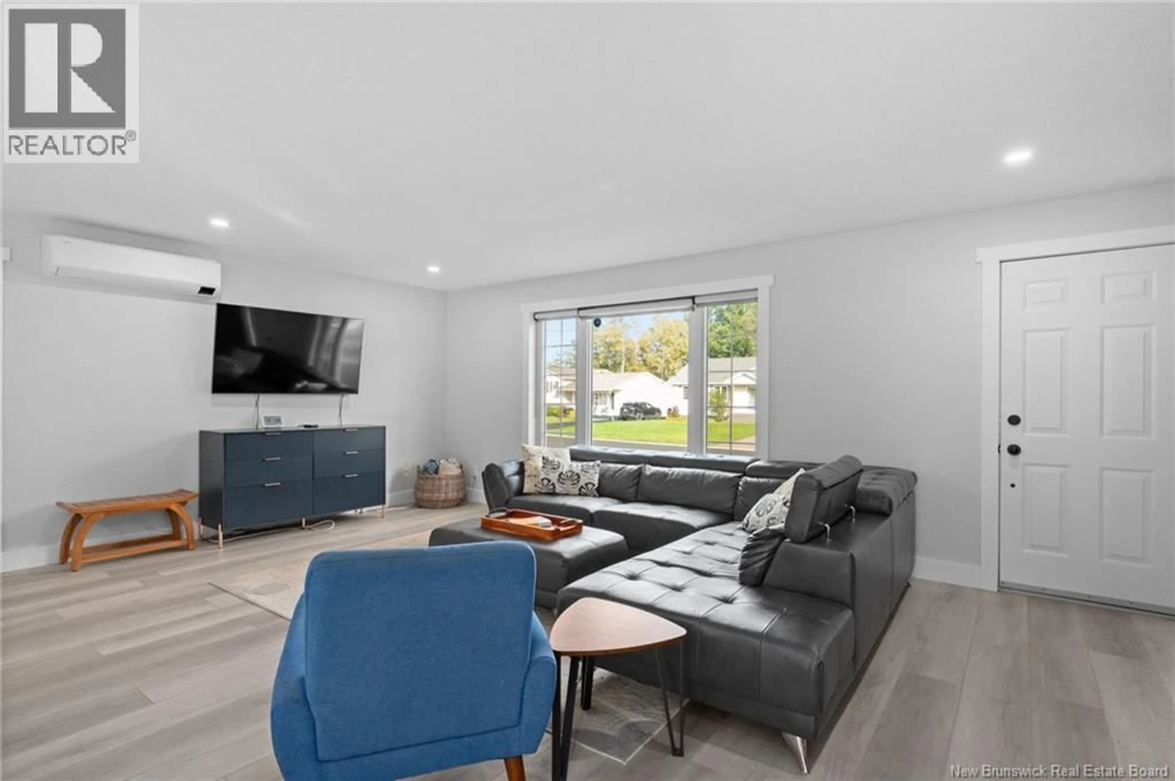 Living room with furniture, unknown for 122 DOLBEAU STREET, Dieppe New Brunswick E1A6V6