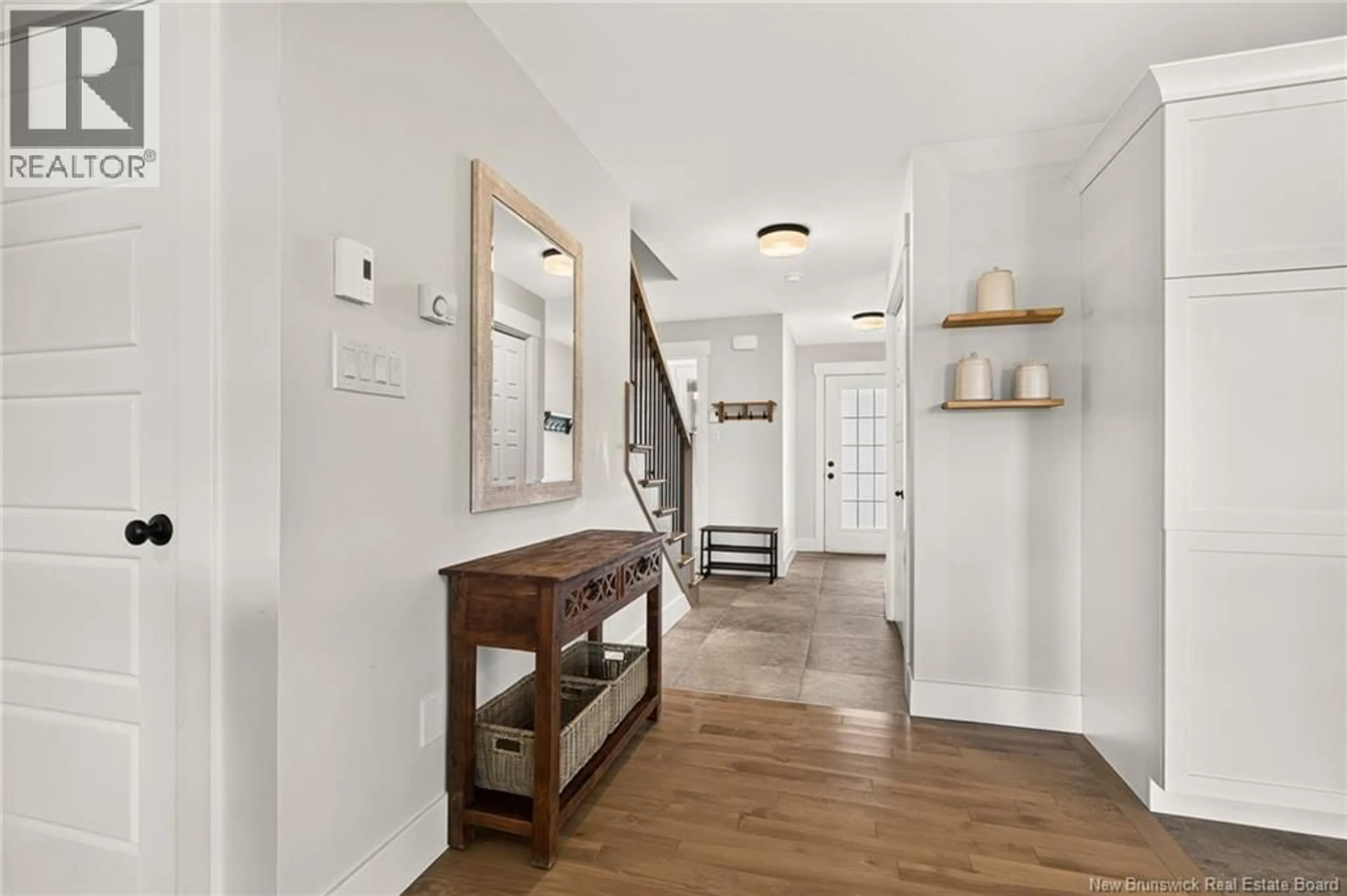 Indoor entryway for 32 ROCHEFORT STREET, Dieppe New Brunswick E1A6S4