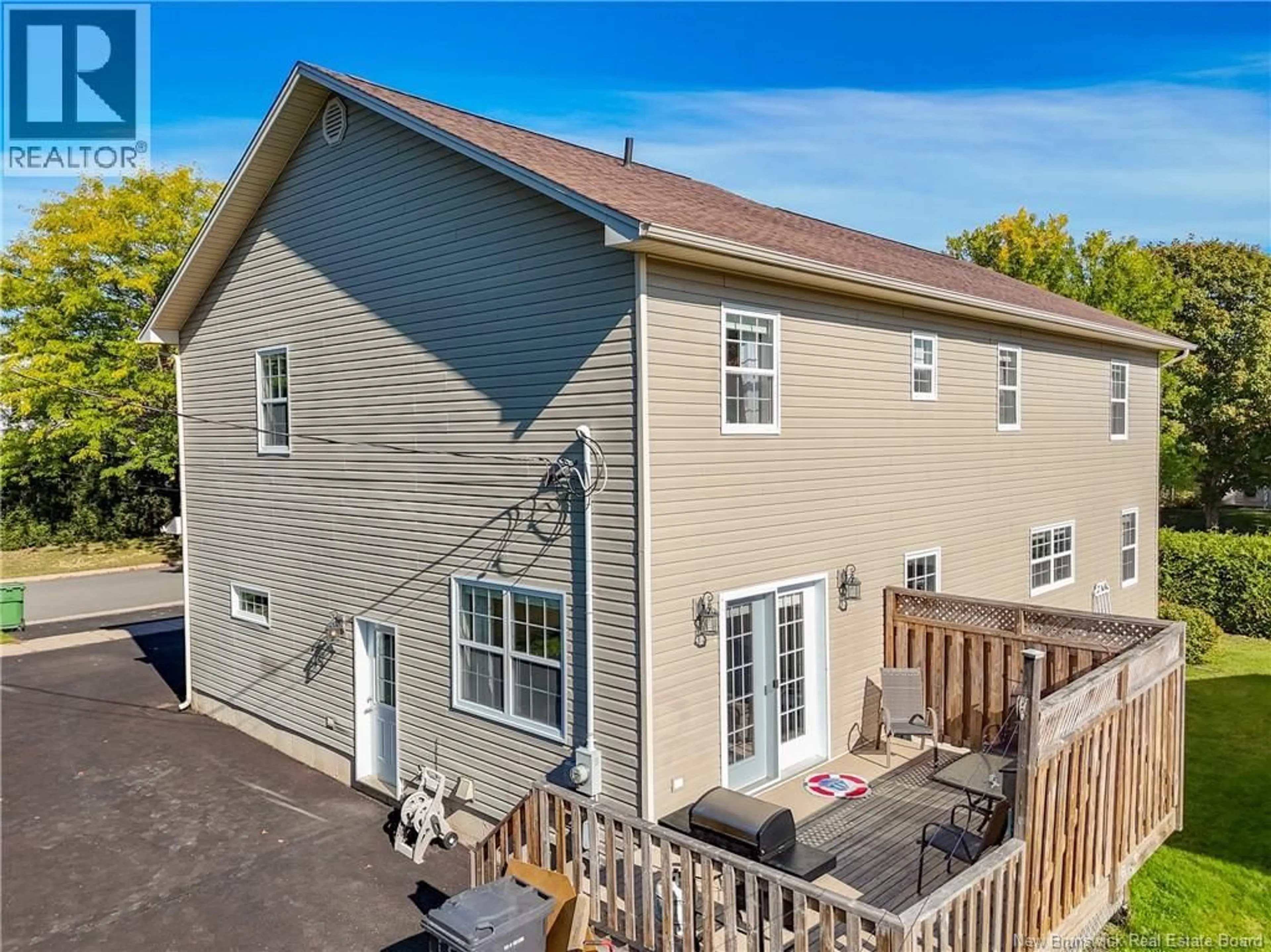 A pic from outside/outdoor area/front of a property/back of a property/a pic from drone, street for 24 WIGGINS DRIVE, Fredericton New Brunswick E3A5N6