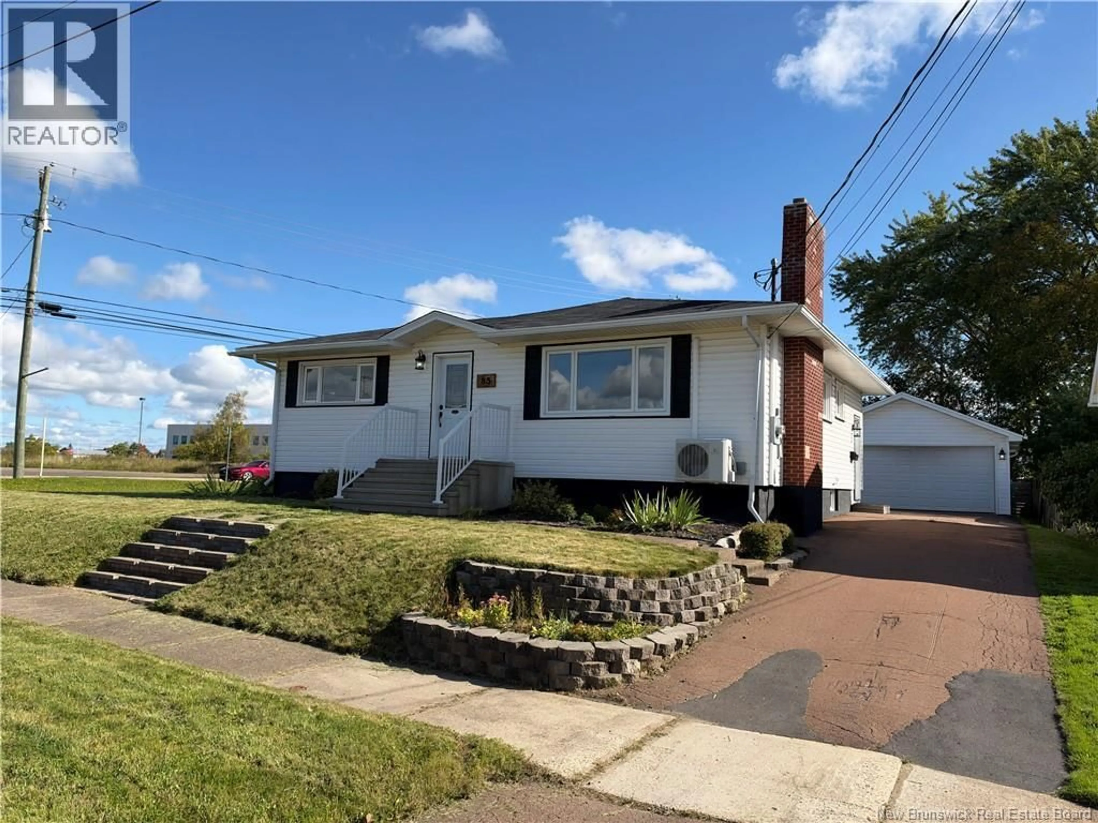 Home with vinyl exterior material, street for 85 NINTH STREET, Moncton New Brunswick E1E3E5