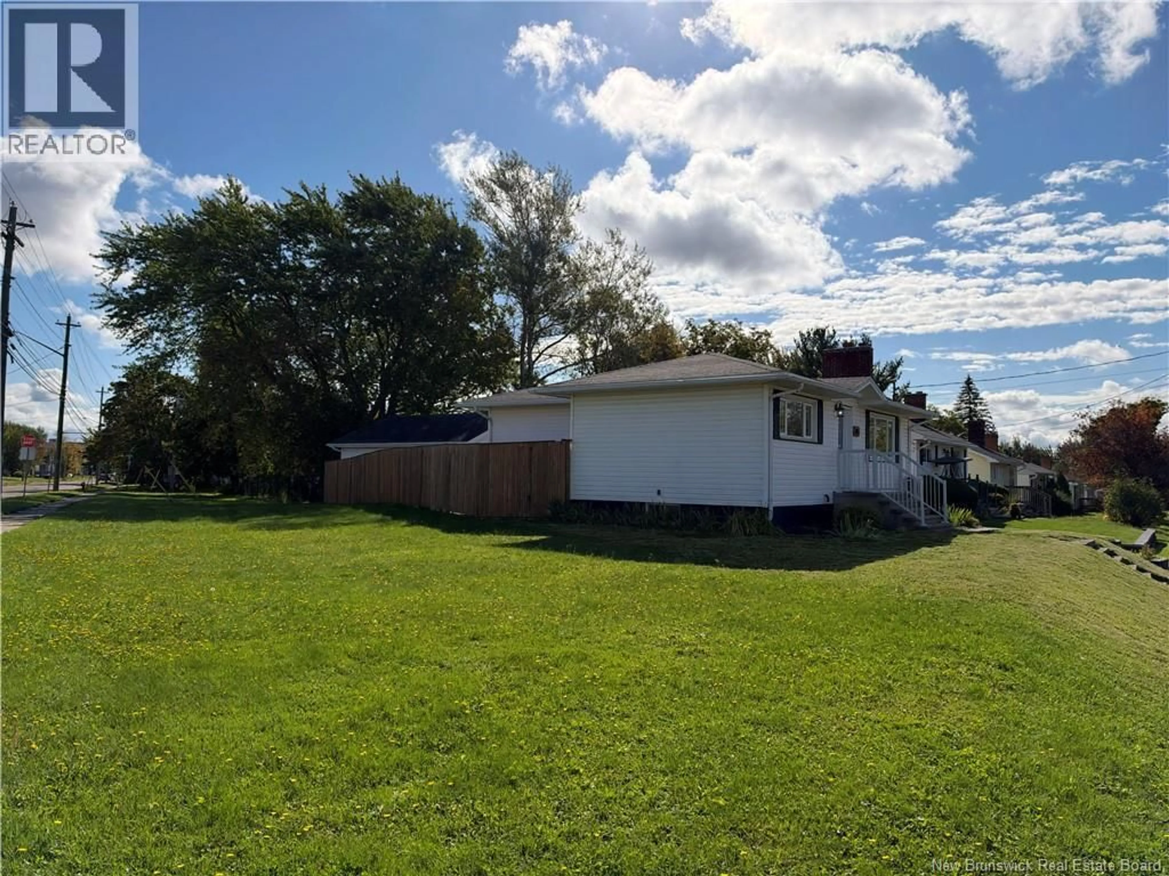 A pic from outside/outdoor area/front of a property/back of a property/a pic from drone, water/lake/river/ocean view for 85 NINTH STREET, Moncton New Brunswick E1E3E5