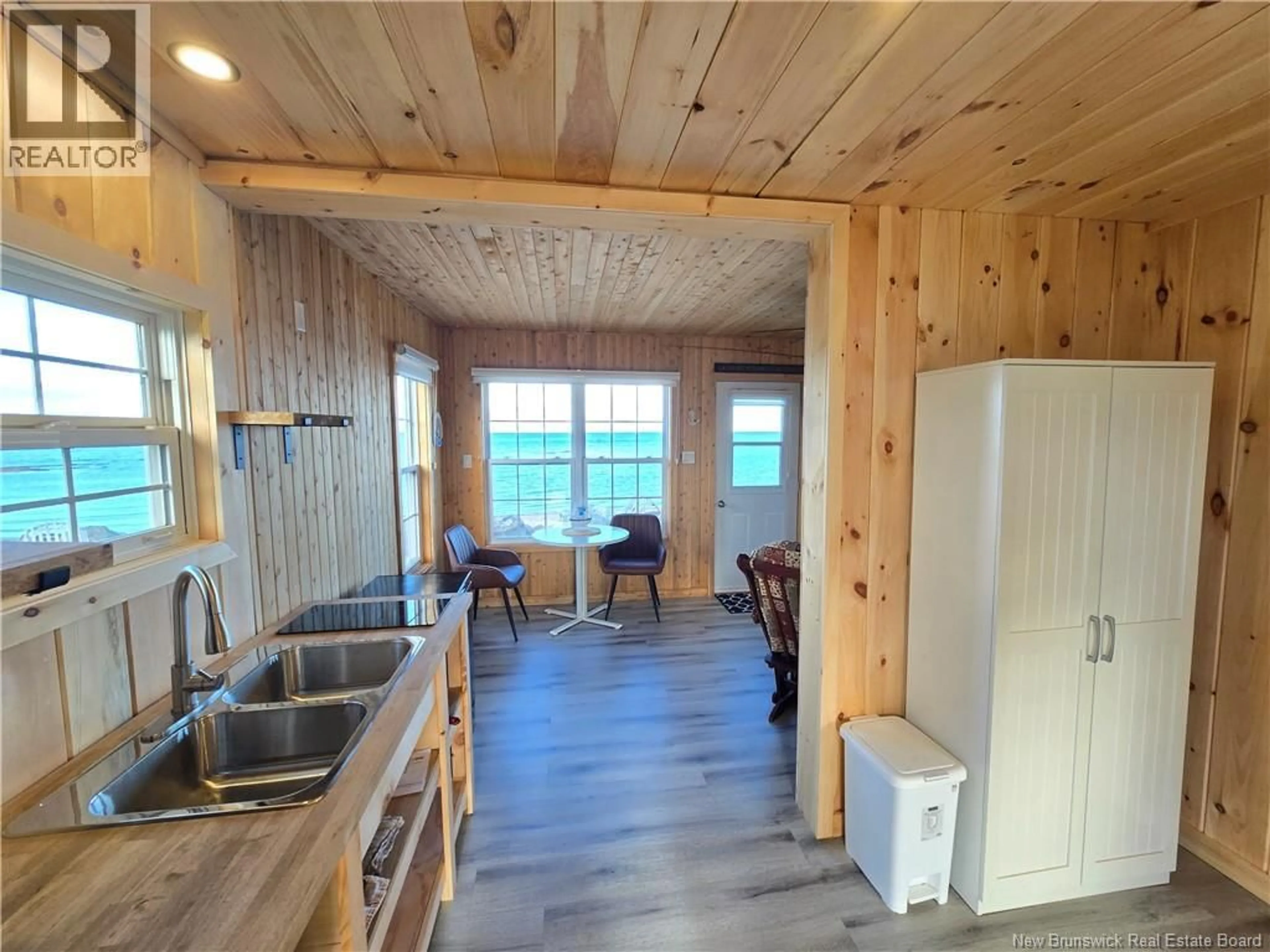 Open concept kitchen, unknown for 637 PRINCIPALE, Pointe-Verte New Brunswick E8J2P8