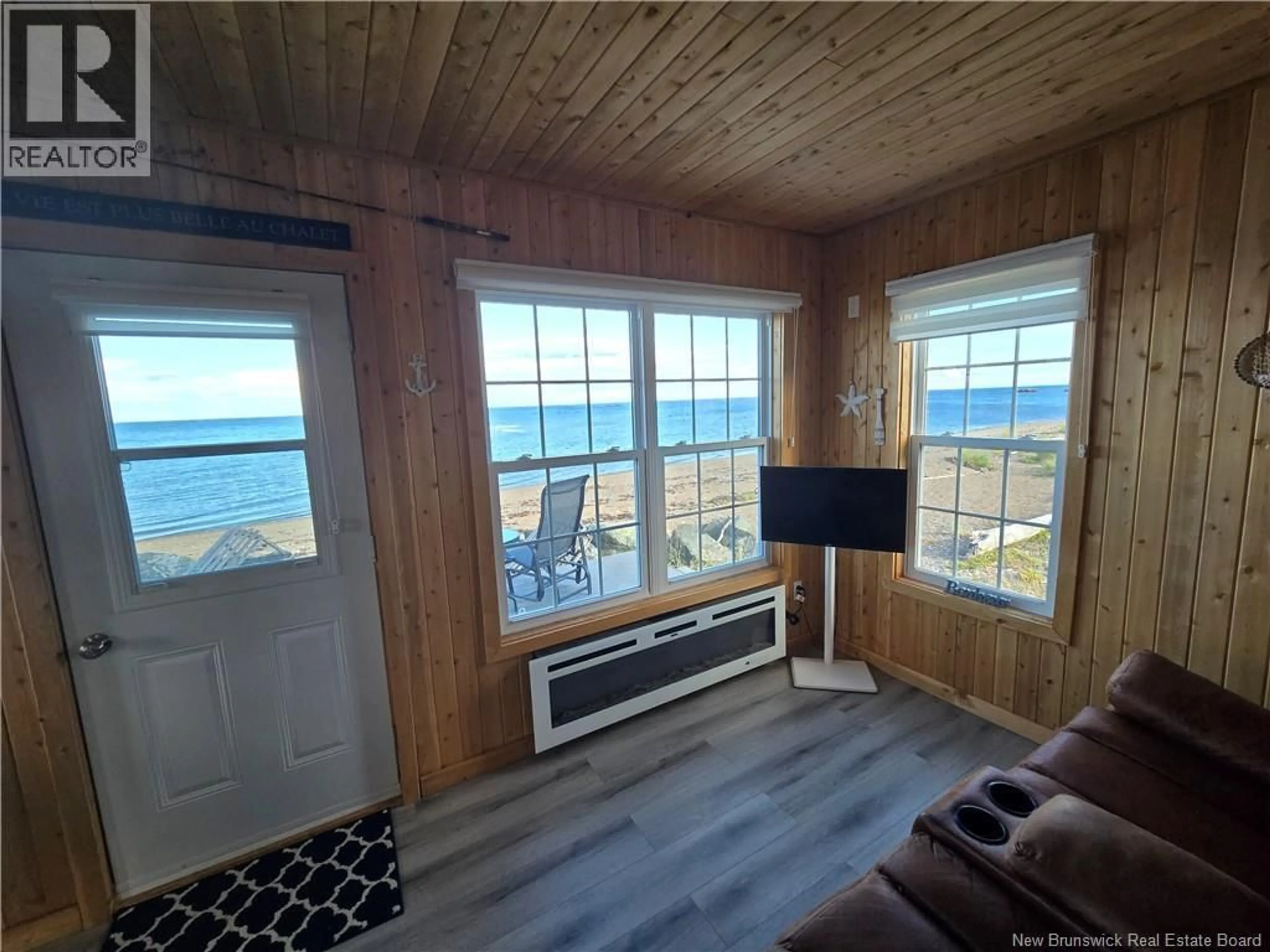 A pic of a room for 637 PRINCIPALE, Pointe-Verte New Brunswick E8J2P8