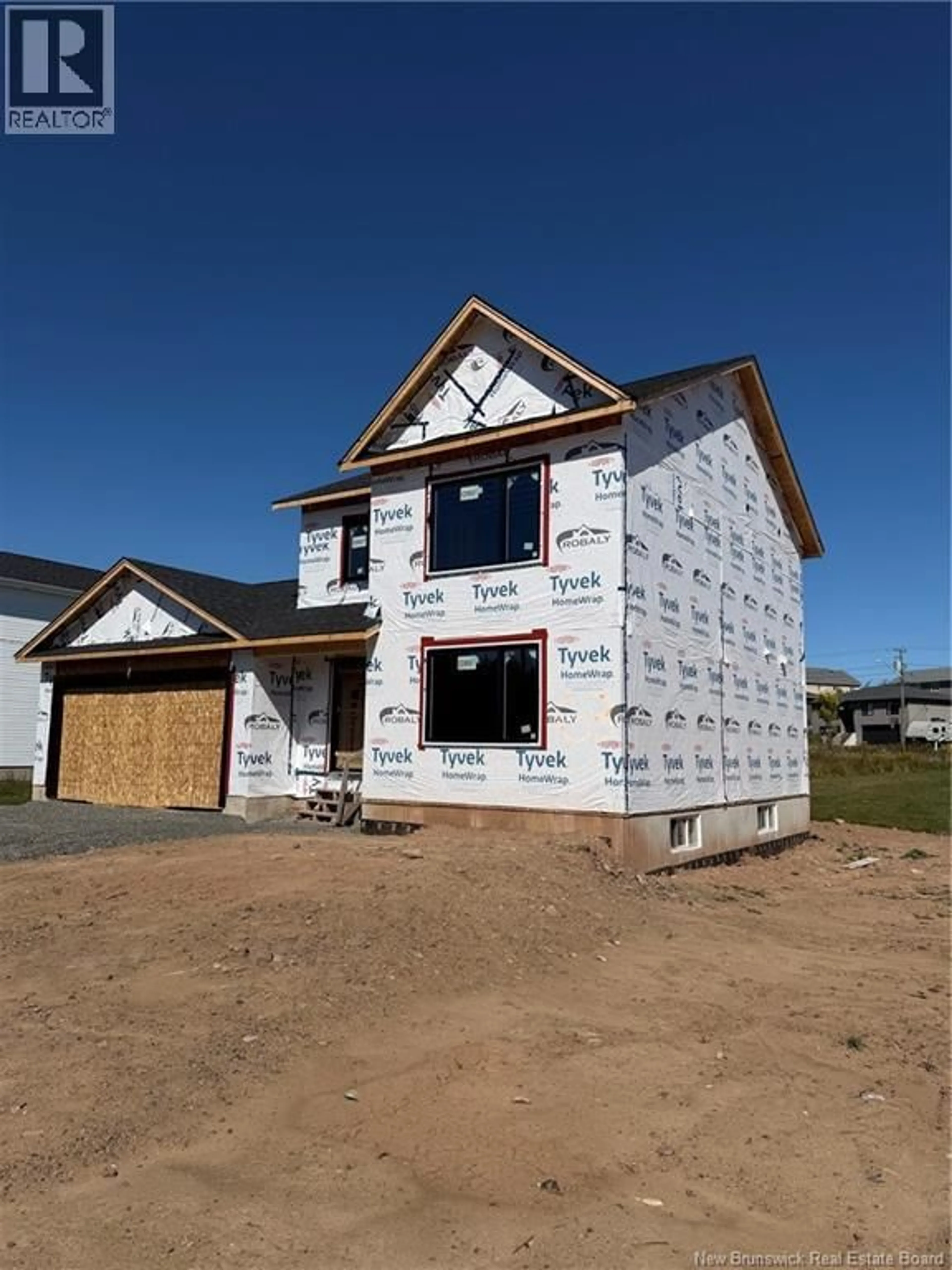 Home with vinyl exterior material, building for 63 MELBOURNE CRESCENT, Moncton New Brunswick E1E0K6