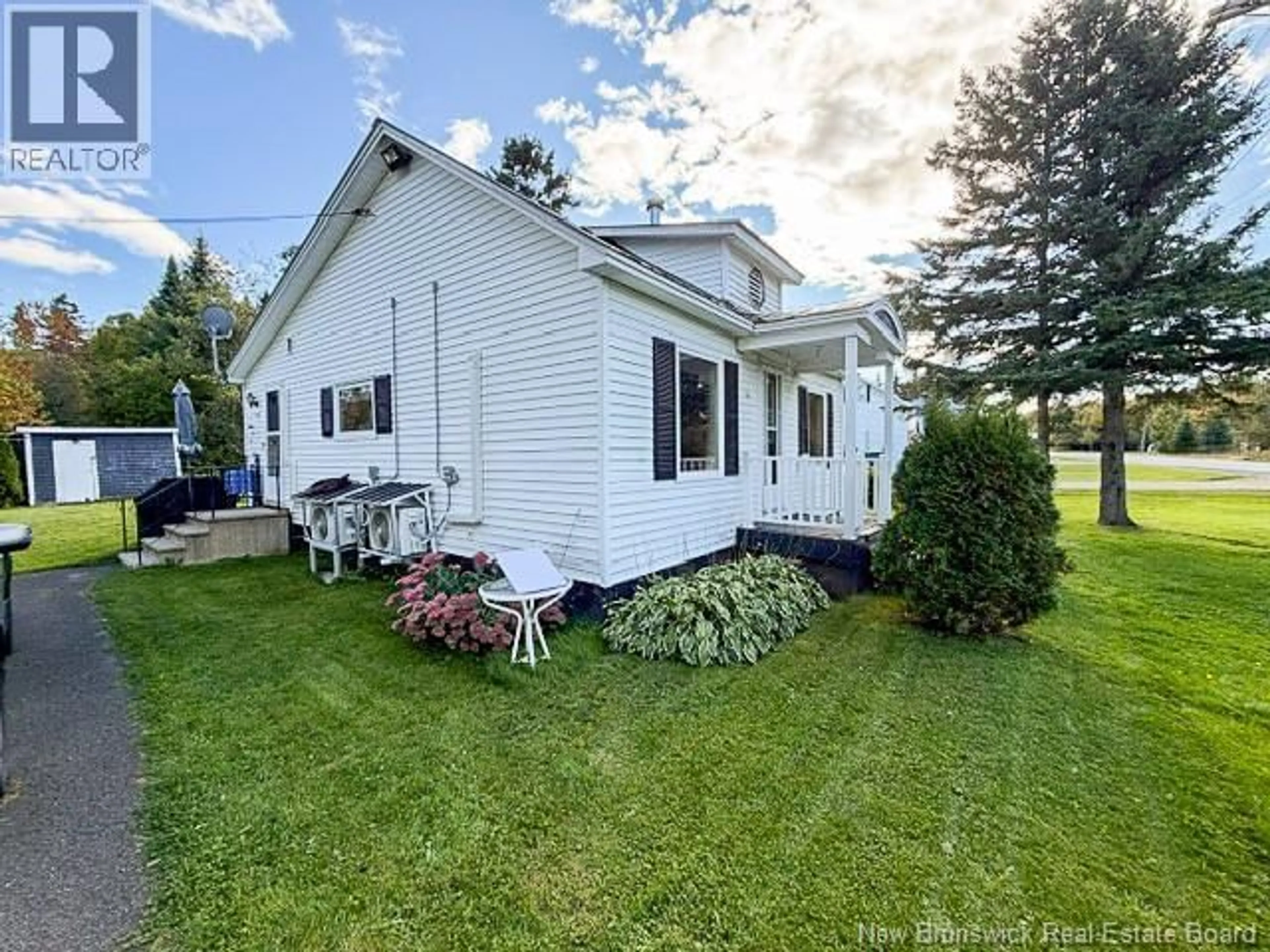 A pic from outside/outdoor area/front of a property/back of a property/a pic from drone, street for 6771 ROUTE 107, Juniper New Brunswick E7L1E7