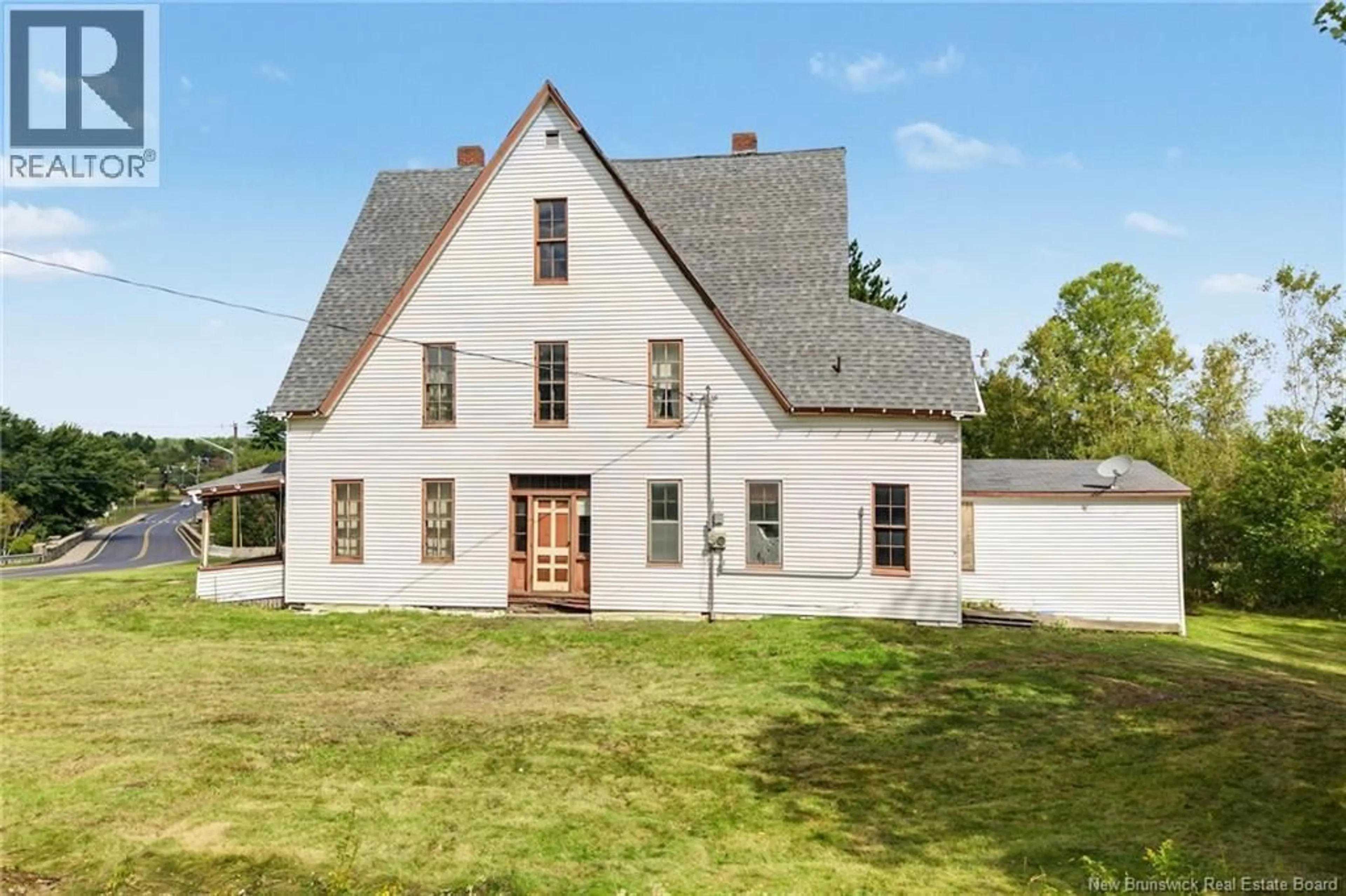 A pic from outside/outdoor area/front of a property/back of a property/a pic from drone, building for 4 YEAMANS ROAD, Minto New Brunswick E4B2N2