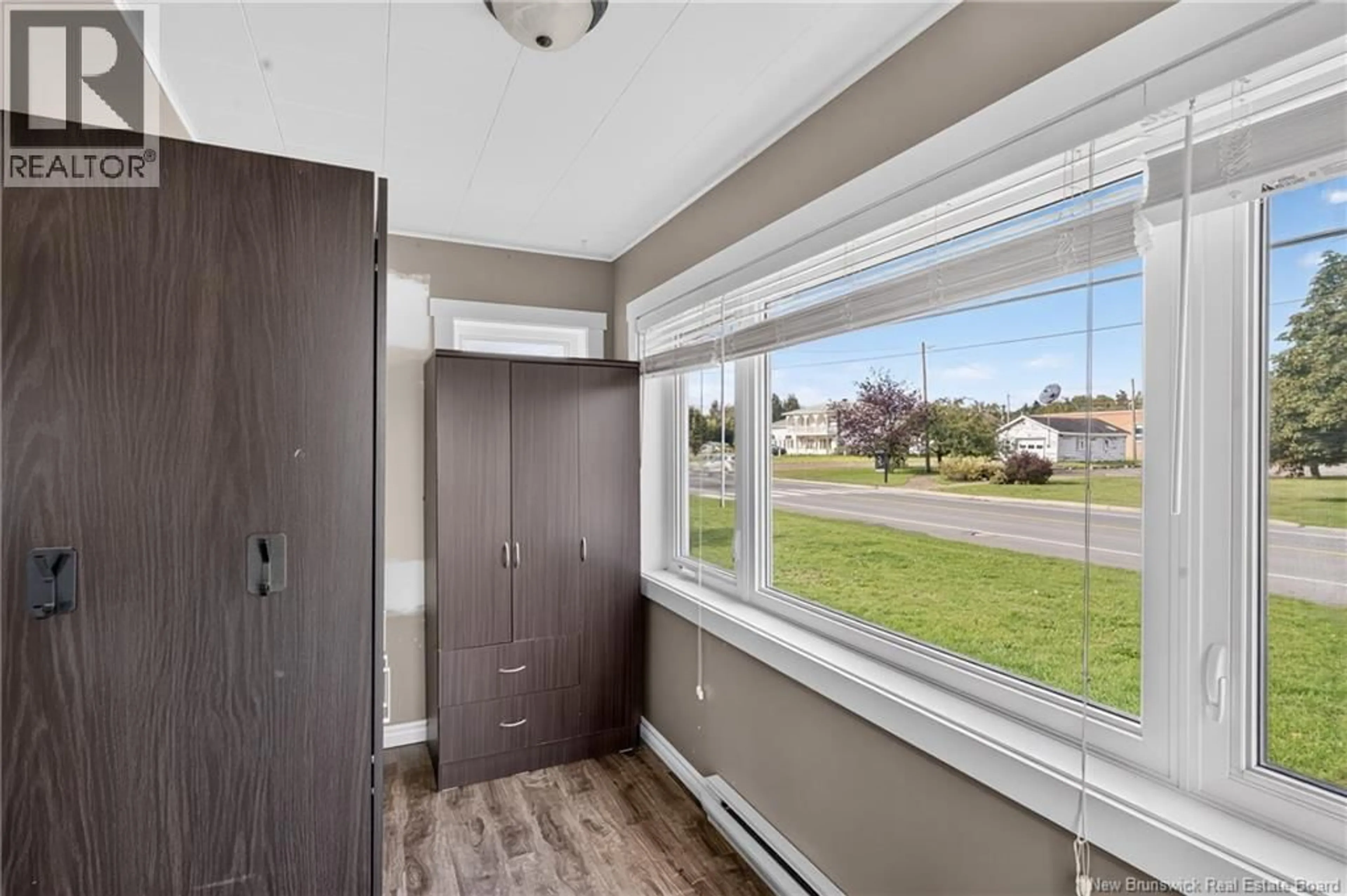 Indoor entryway for 311 PRINCIPALE STREET, Eel River Crossing New Brunswick E8E1S5