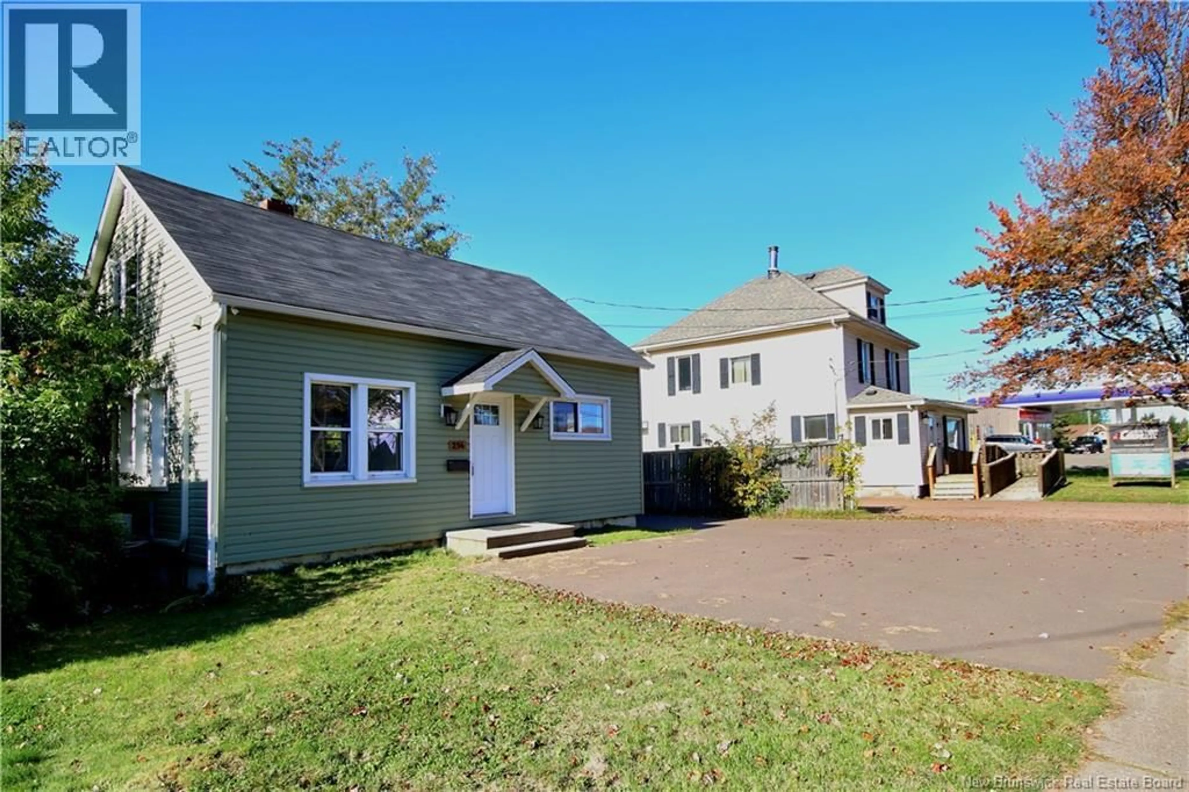A pic from outside/outdoor area/front of a property/back of a property/a pic from drone, street for 294 MILL, Moncton New Brunswick E1A4B1