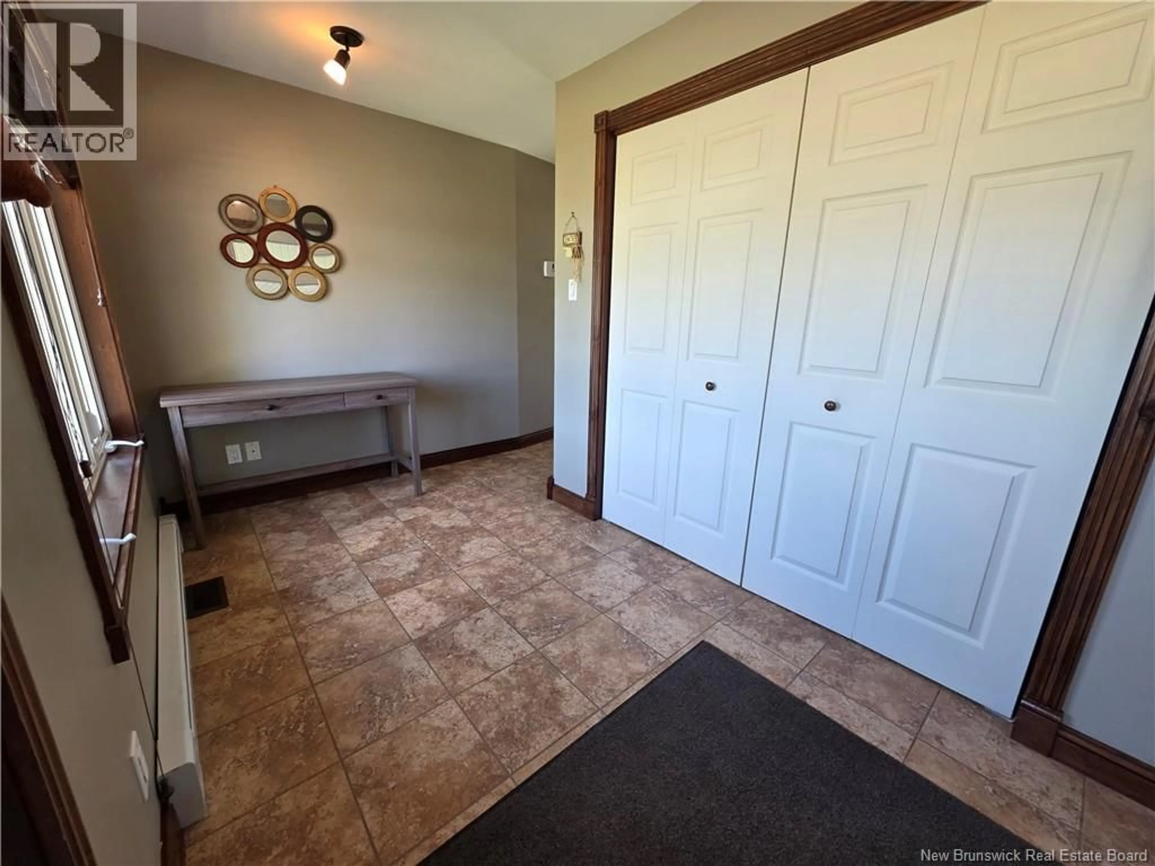 Indoor entryway for 12 BELANGER STREET, Saint-Basile New Brunswick E7C1S5