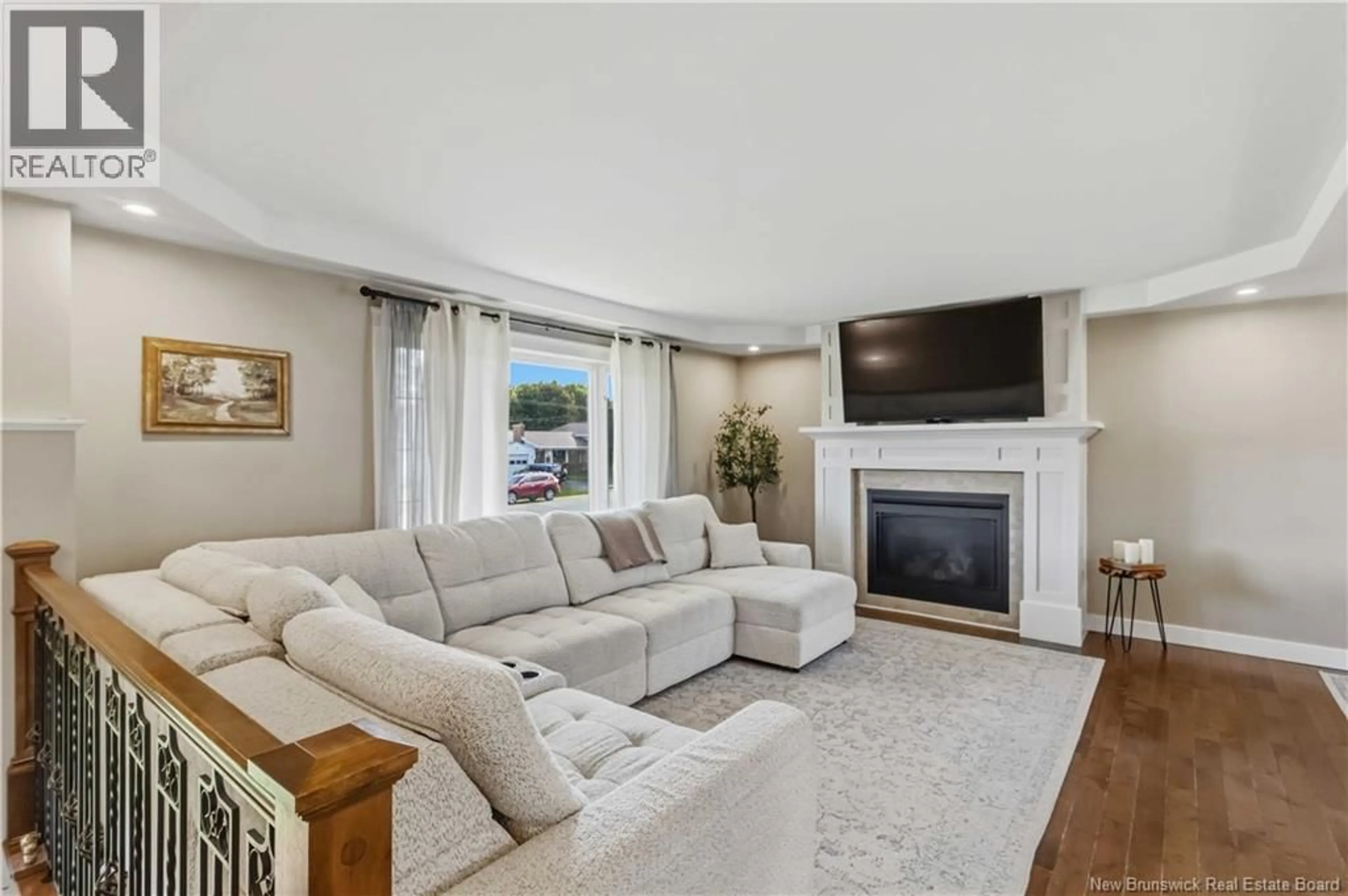 Living room with furniture, unknown for 25 BIRCHWOOD CRESCENT, New Maryland New Brunswick E3C1C9