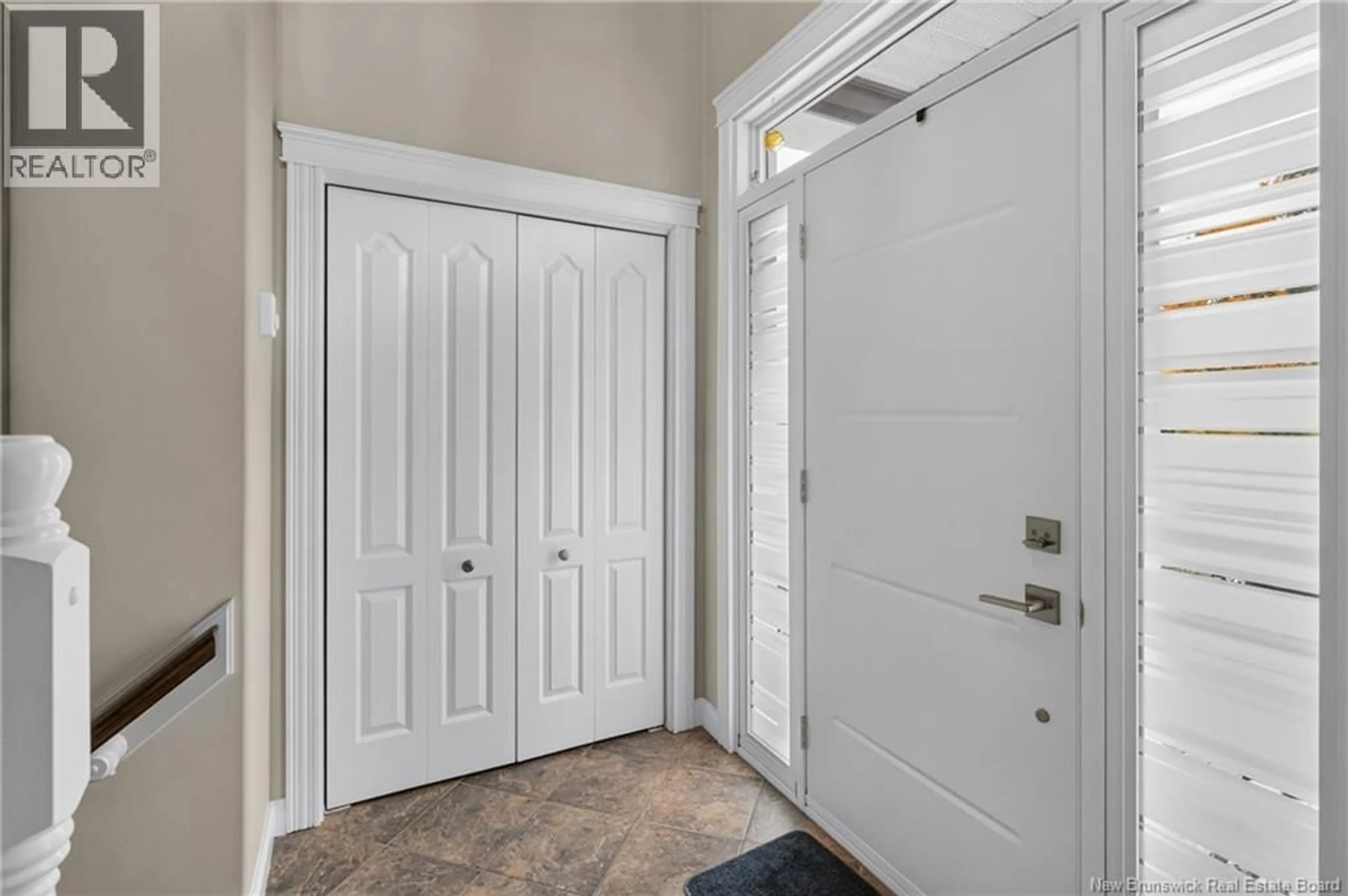 Indoor entryway for 120 WIGGINS DRIVE, Fredericton New Brunswick E3A5N7