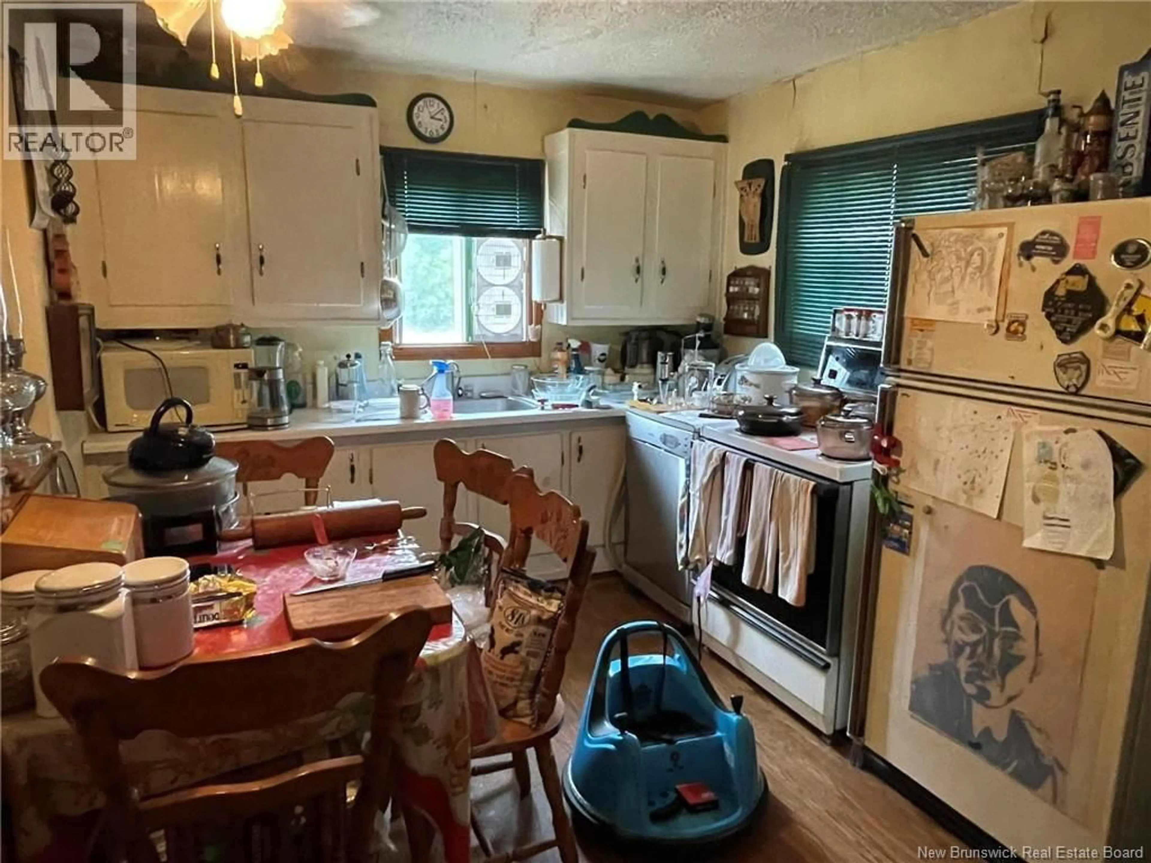 Standard kitchen, unknown for 2771 ROUTE 132, Scoudouc New Brunswick E4P1B6
