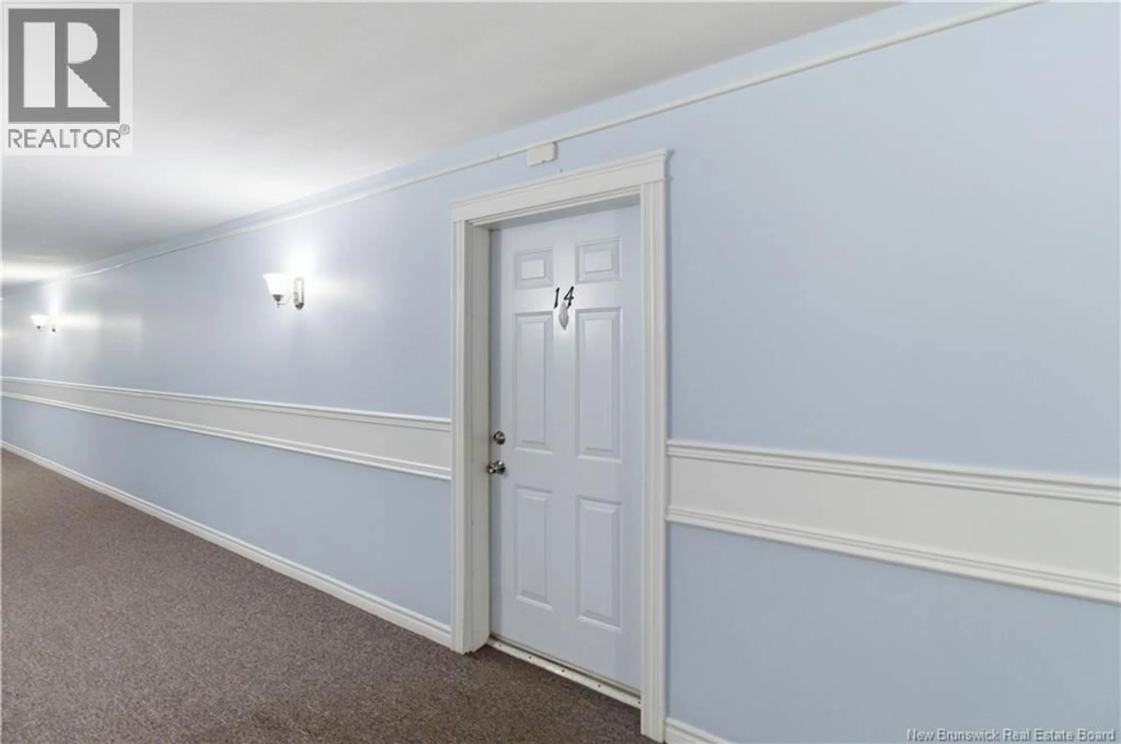 Indoor foyer for 14 - 185 REYNOLDS STREET, Fredericton New Brunswick E3A0K7