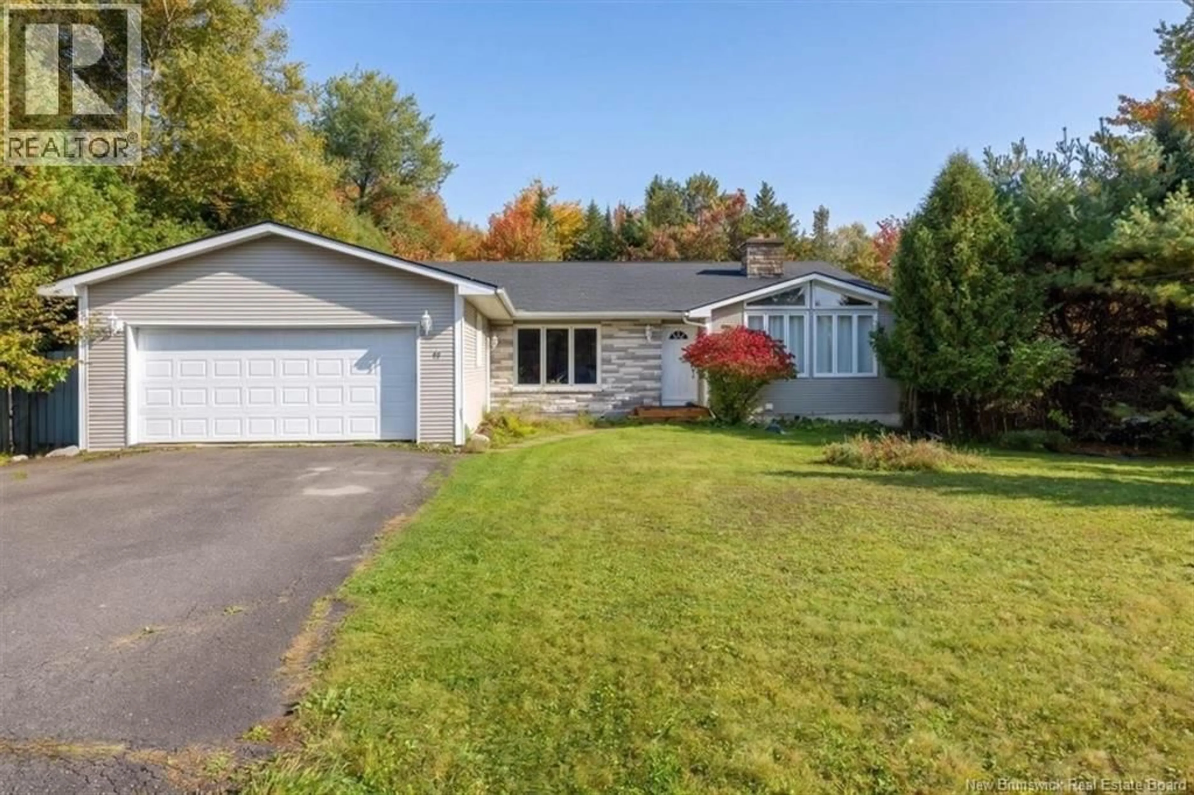 Unknown for 4 HUGHES CRESCENT, Quispamsis New Brunswick E2E2S9