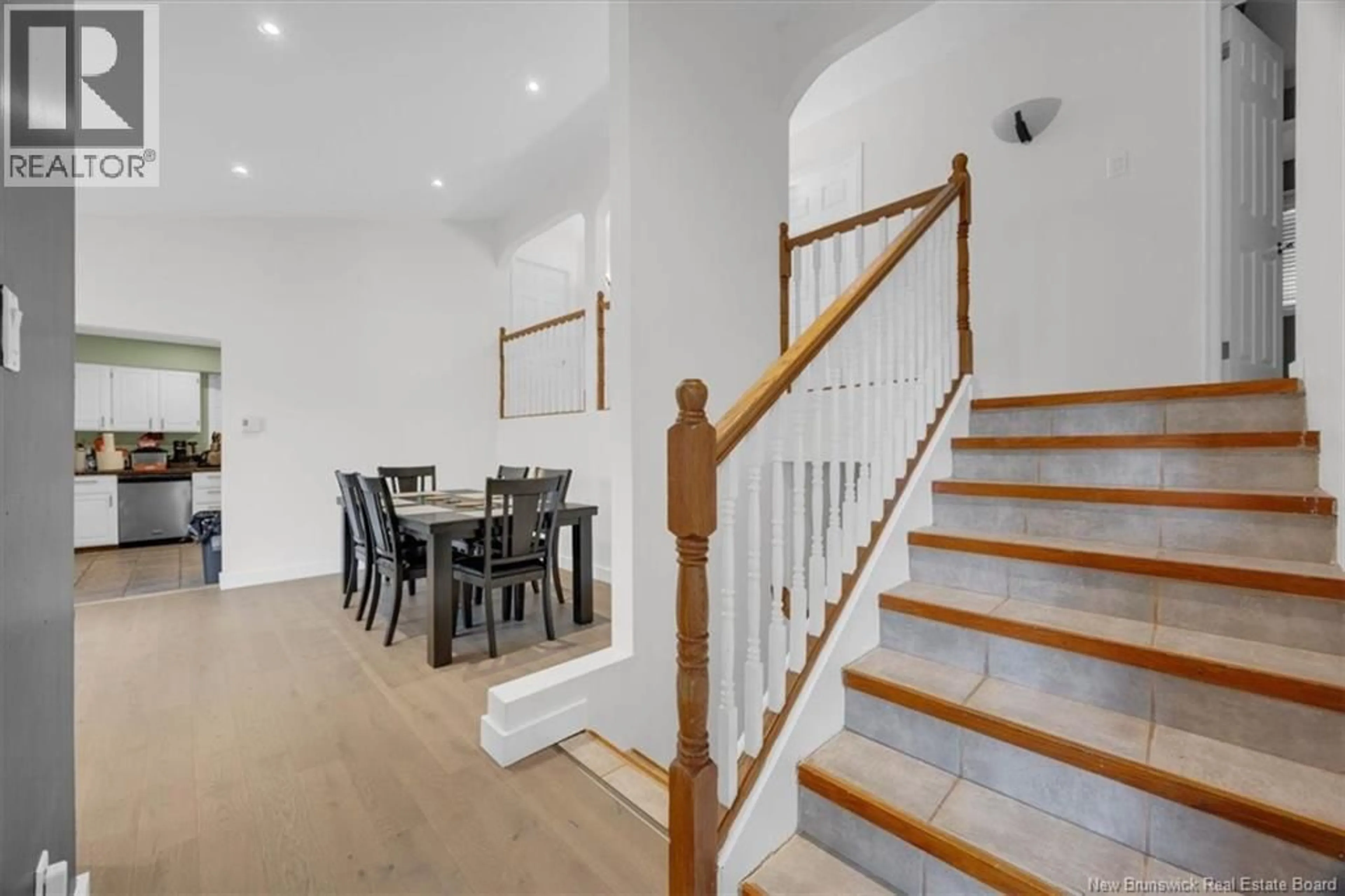 Stairs for 4 HUGHES CRESCENT, Quispamsis New Brunswick E2E2S9