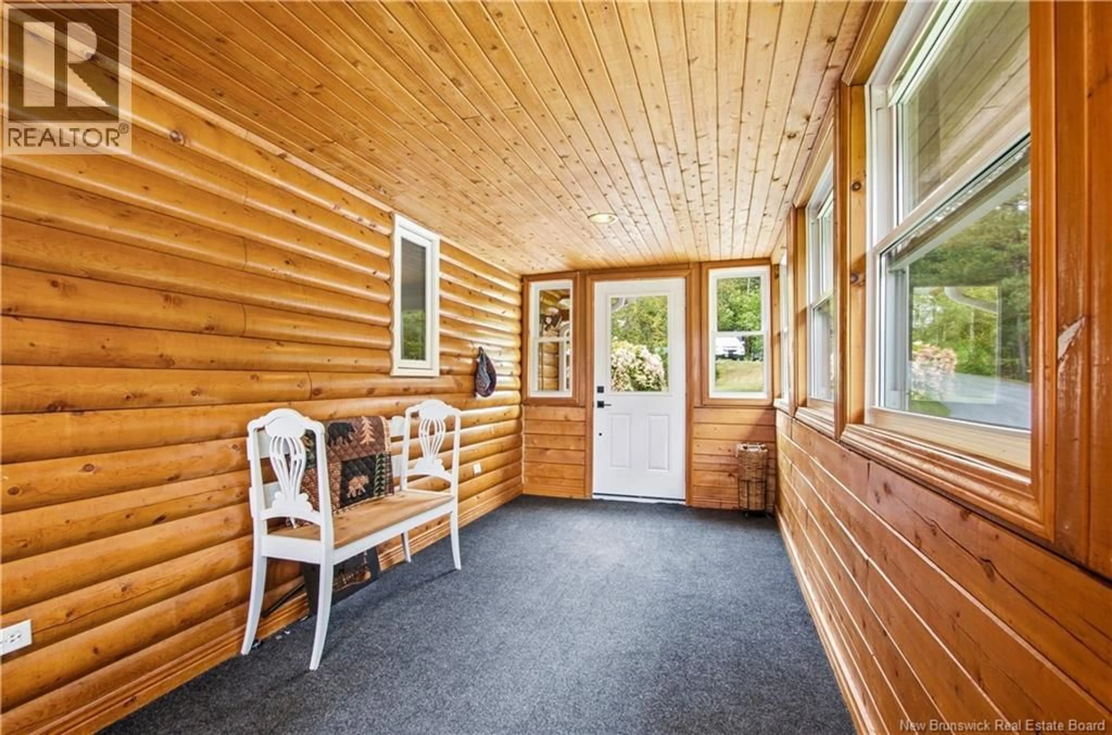 Indoor entryway for 53 HIGHLAND HEIGHTS, Taymouth New Brunswick E6C1Y2