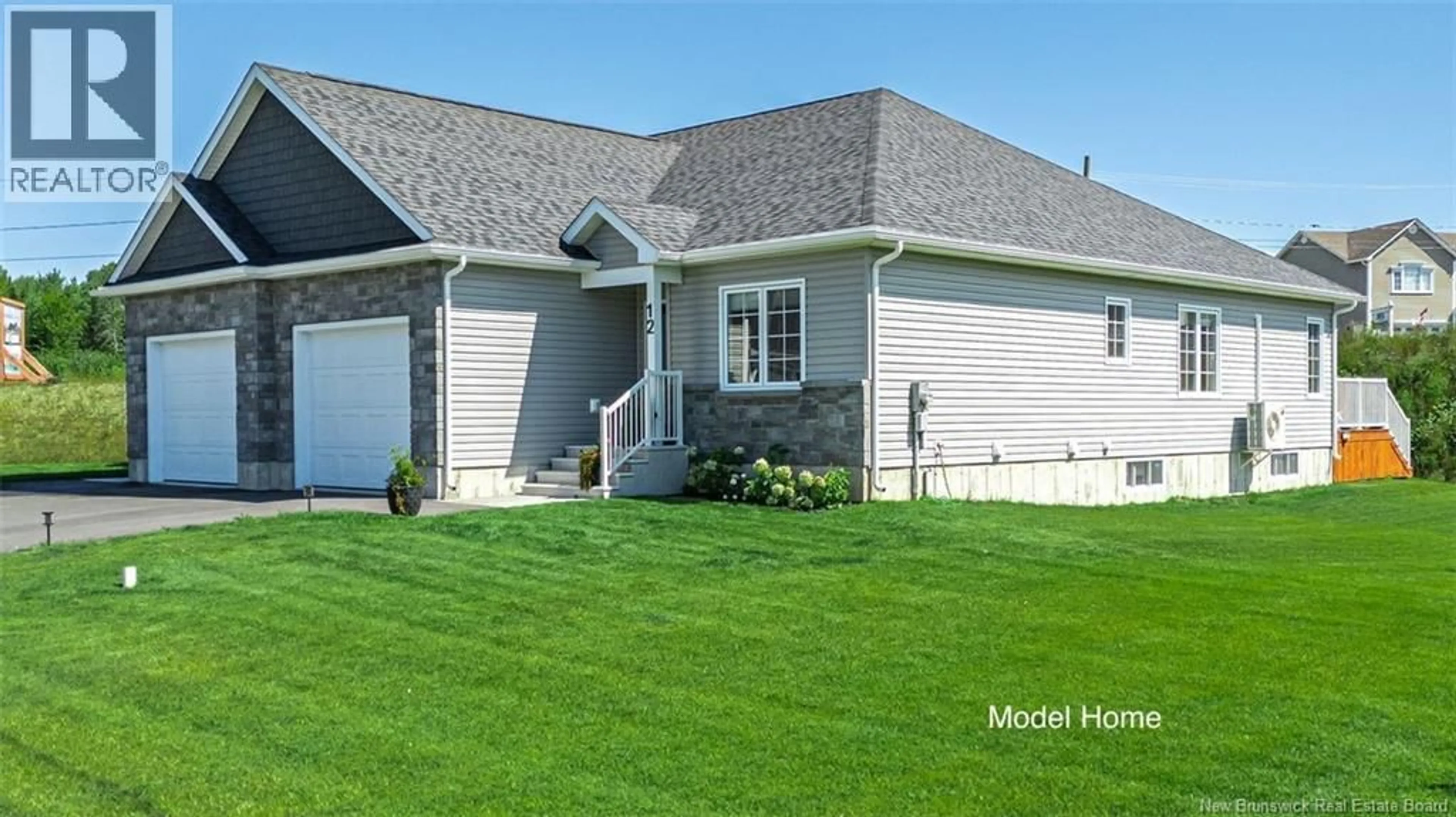 Home with vinyl exterior material, street for 46 LEAVERY STREET, Fredericton New Brunswick E3G5V6