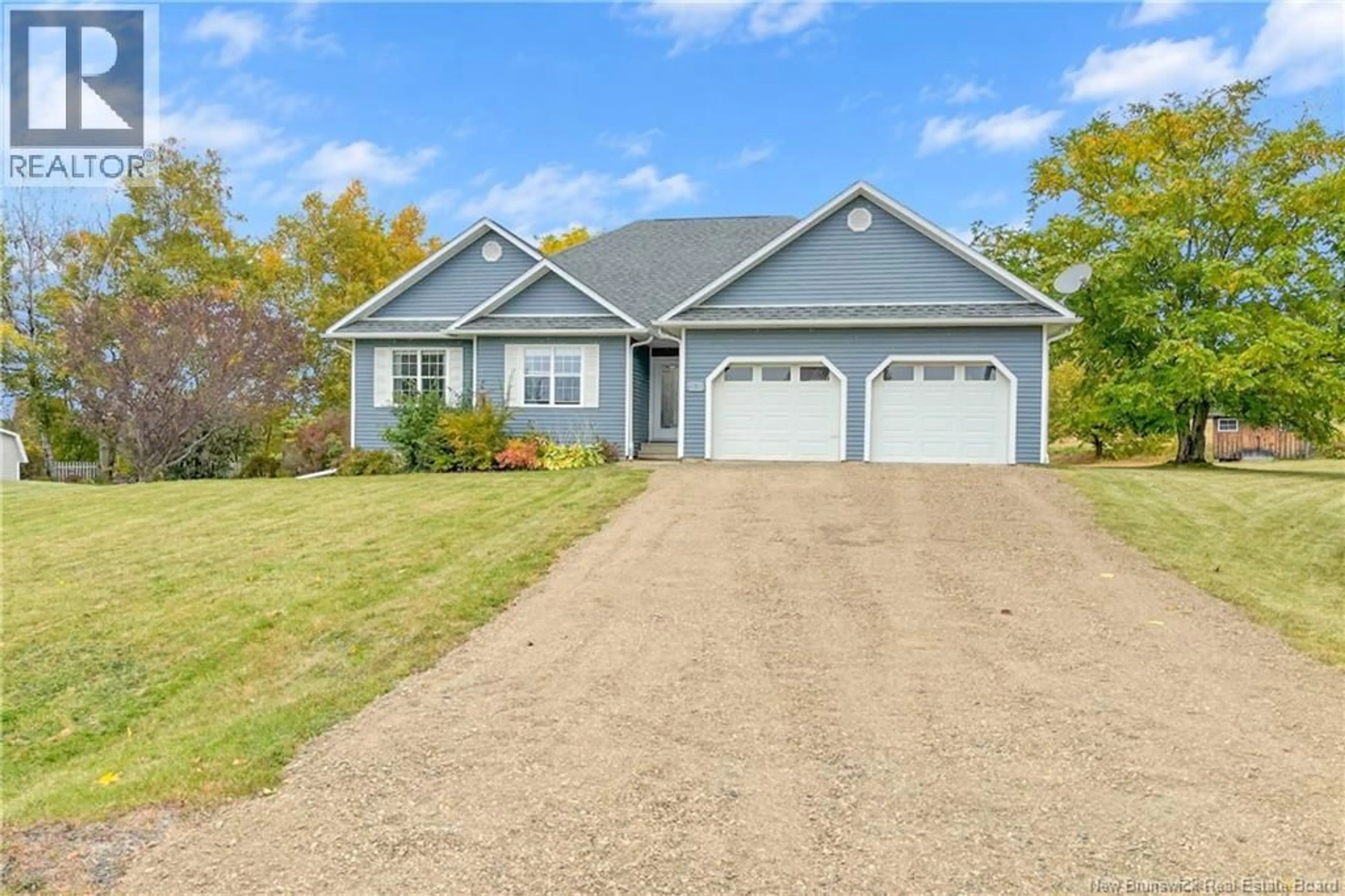 Home with vinyl exterior material, street for 19 SHEPODY CRESCENT, Florenceville-Bristol New Brunswick E7L2X5