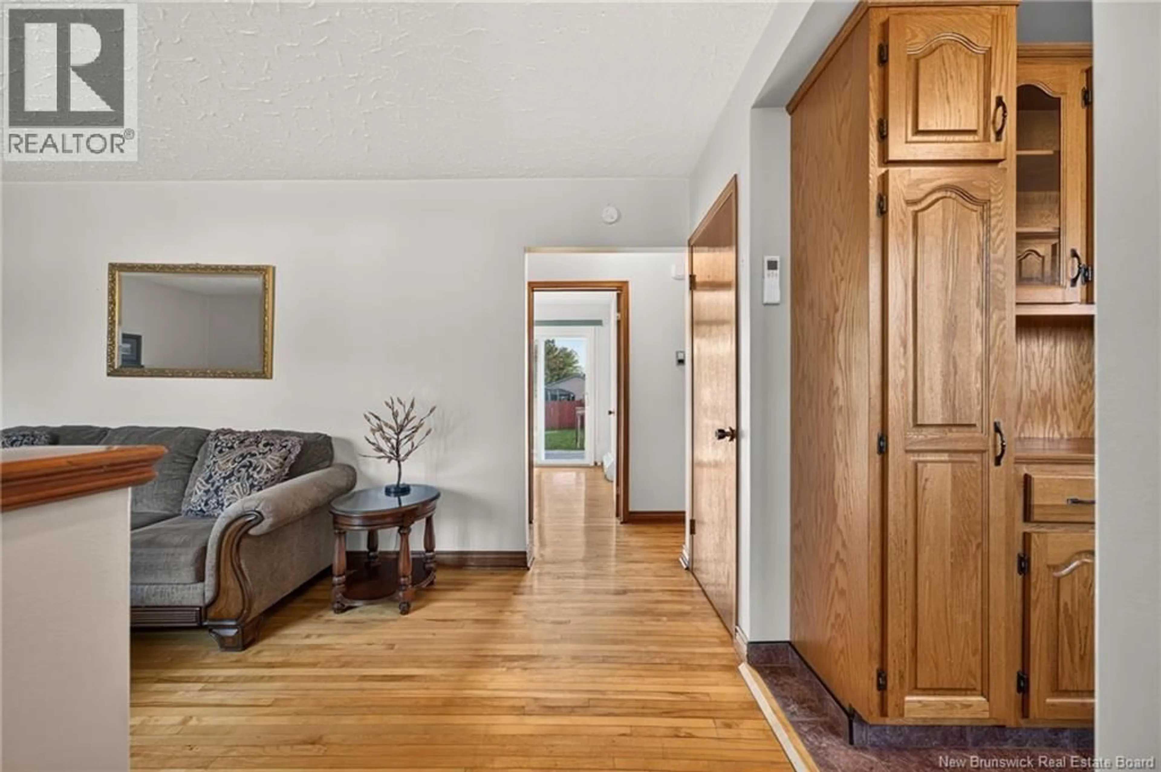 Indoor entryway for 153 SECOND AVENUE, Moncton New Brunswick E1C7Y3