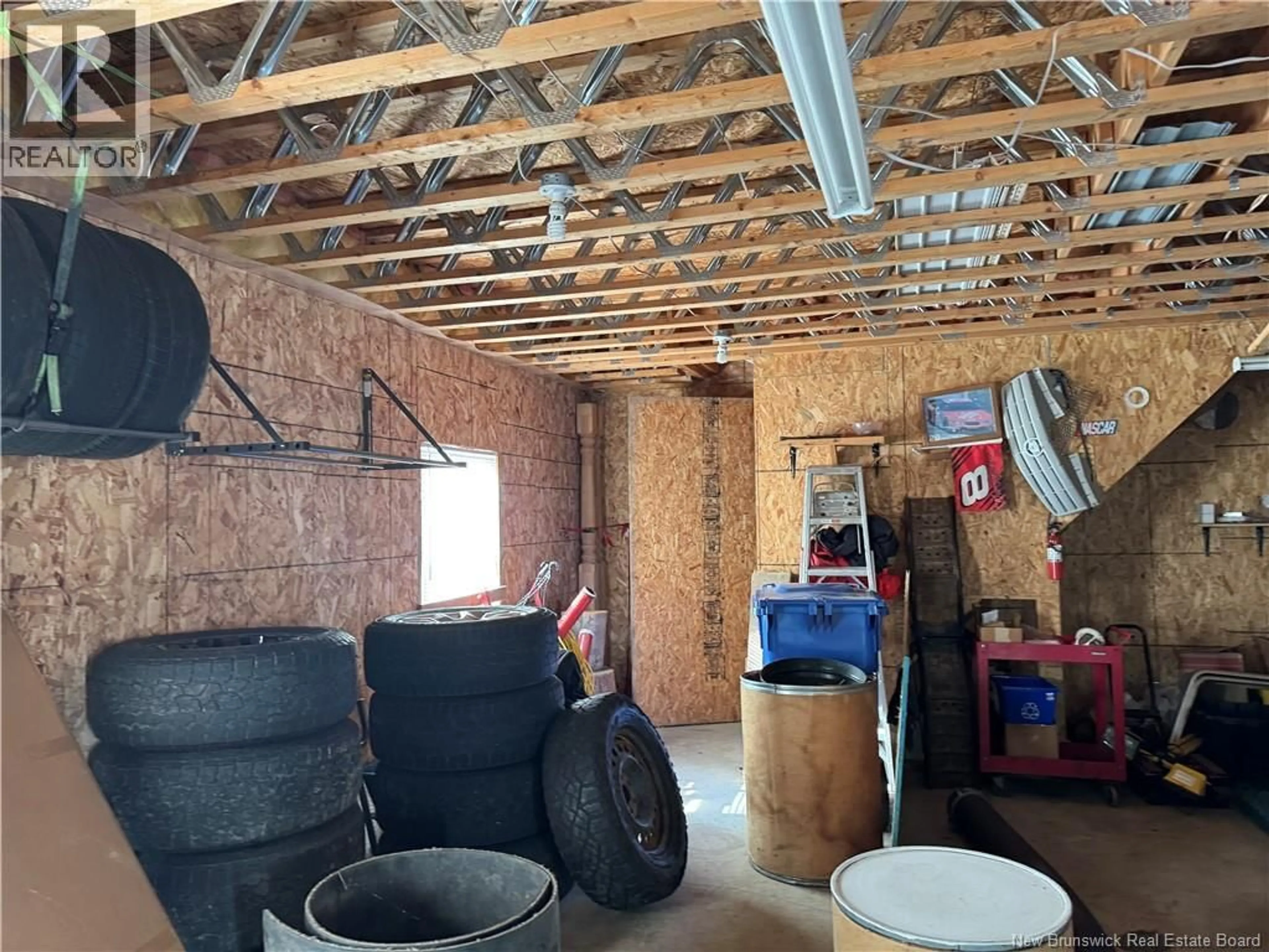 Indoor garage for 9061 MAIN STREET, Florenceville-Bristol New Brunswick E7L2A5