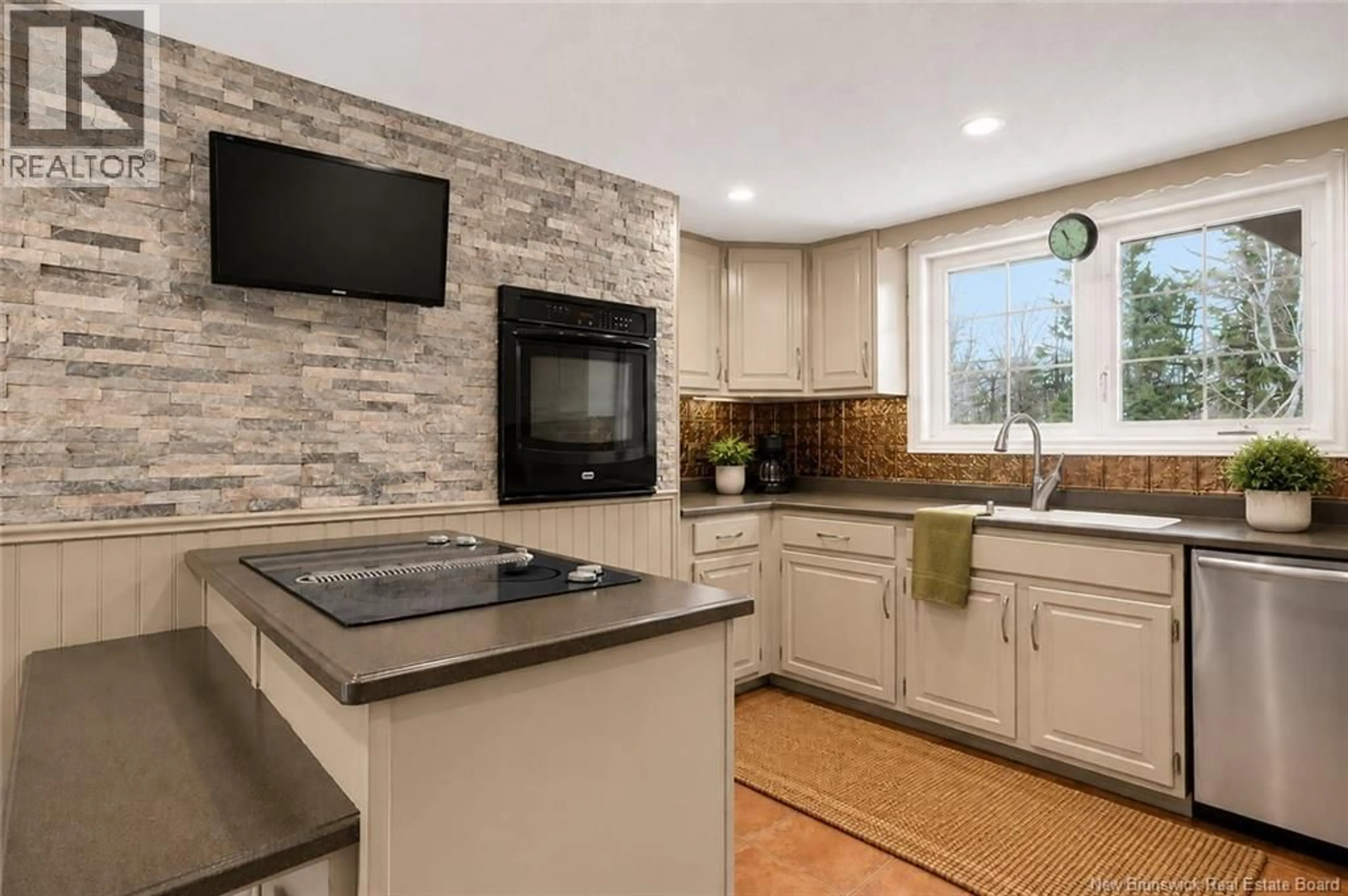 Open concept kitchen, ceramic/tile floor for 2382 ROUTE 490, Ammon New Brunswick E1G4R8