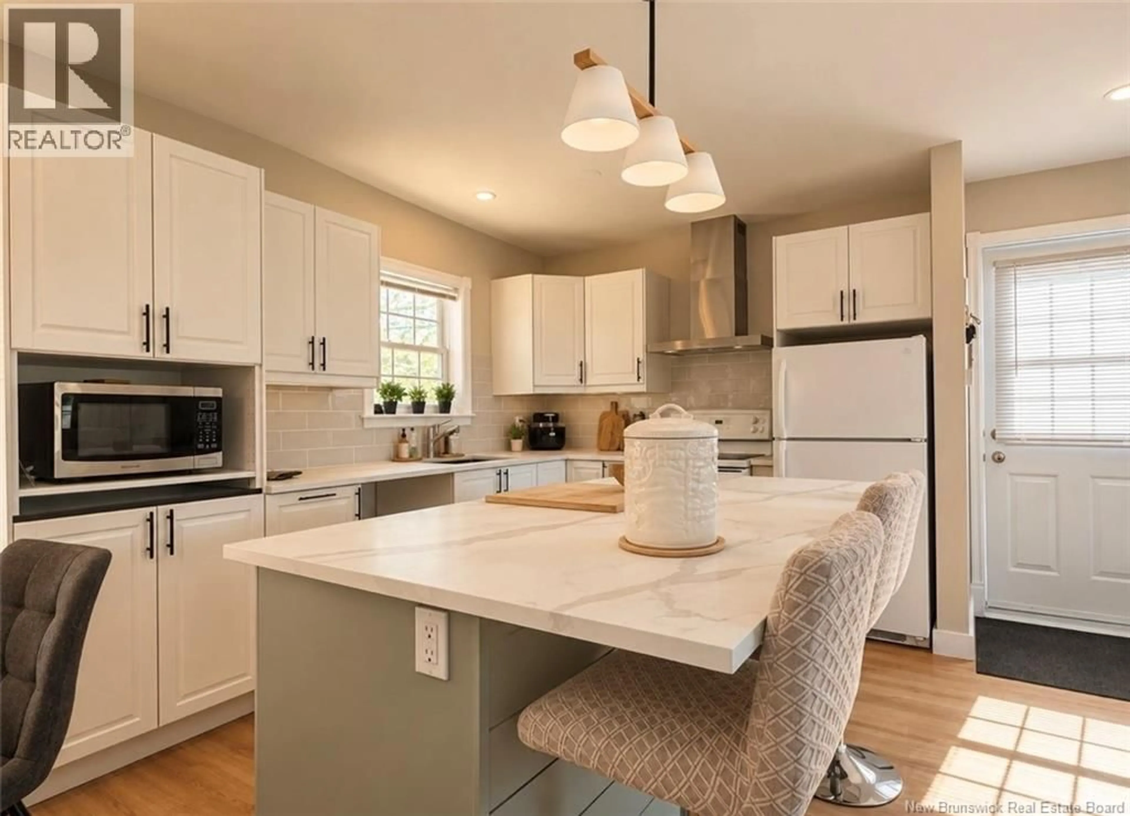 Open concept kitchen, ceramic/tile floor for 2166 CARRON, Bathurst New Brunswick E2A6A1