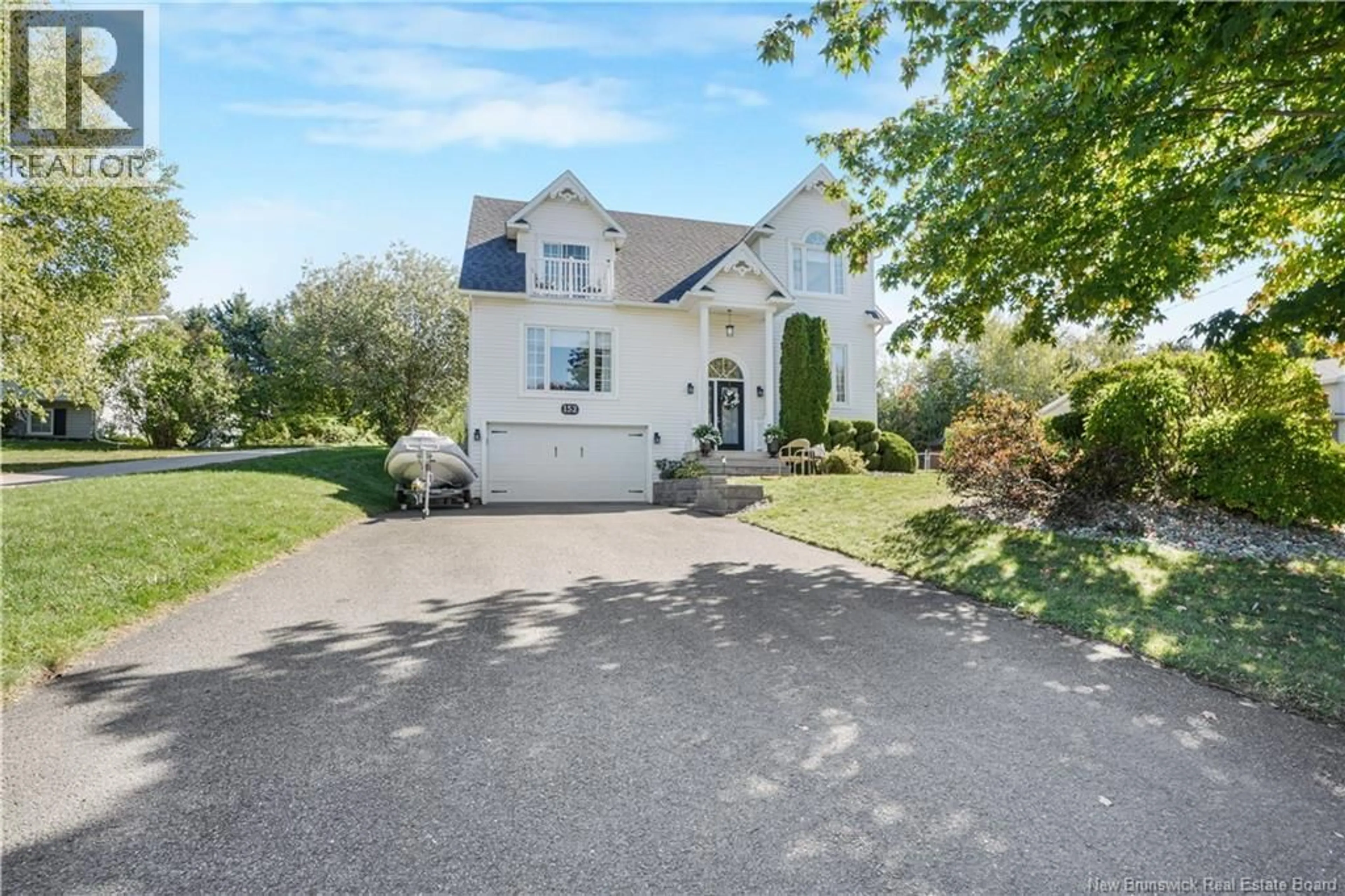 A pic from outside/outdoor area/front of a property/back of a property/a pic from drone, street for 152 WIGGINS DRIVE, Fredericton New Brunswick E3A5N7