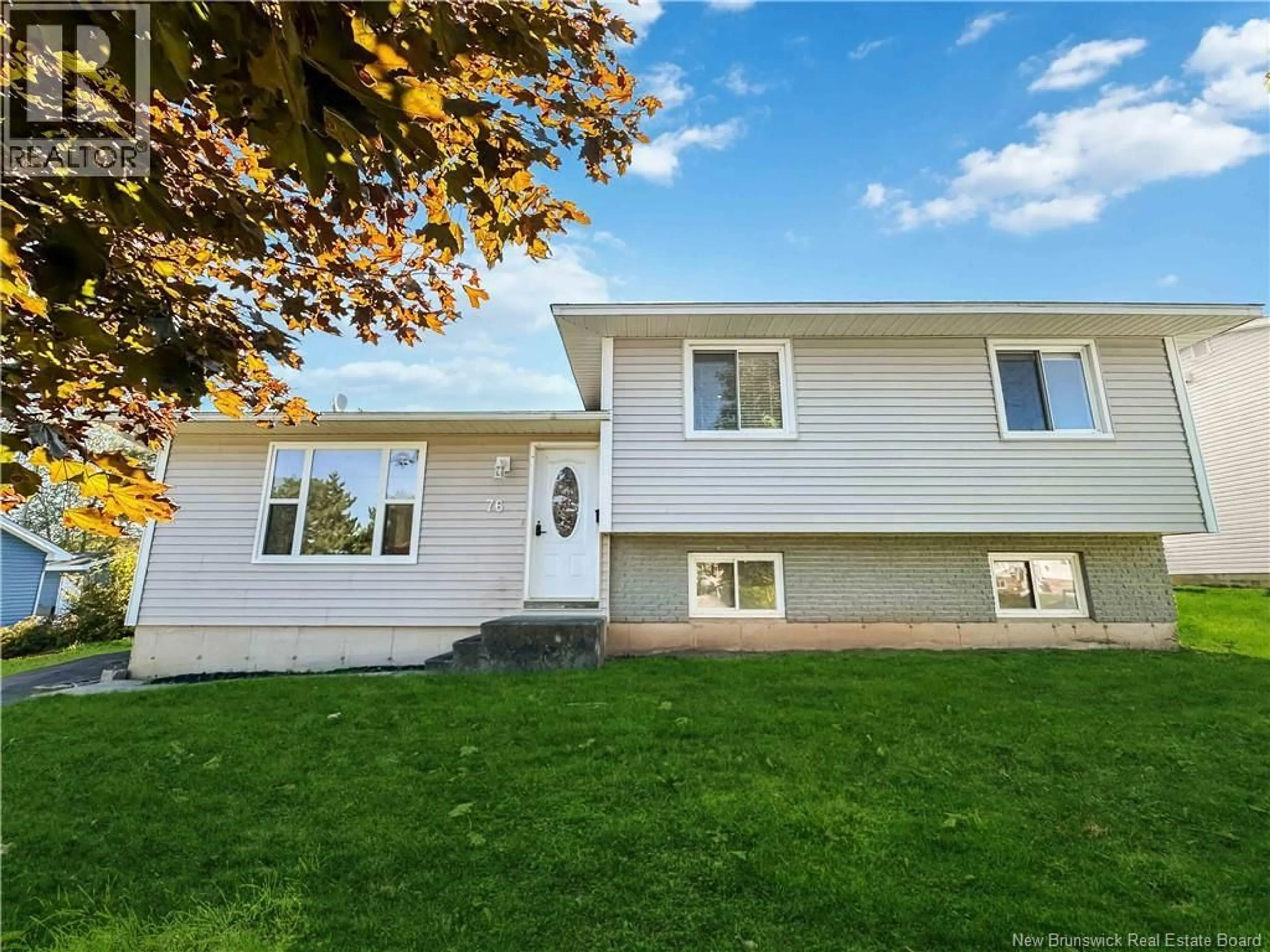 Home with vinyl exterior material, street for 76 BRIARDALE DRIVE, Moncton New Brunswick E1G2B6