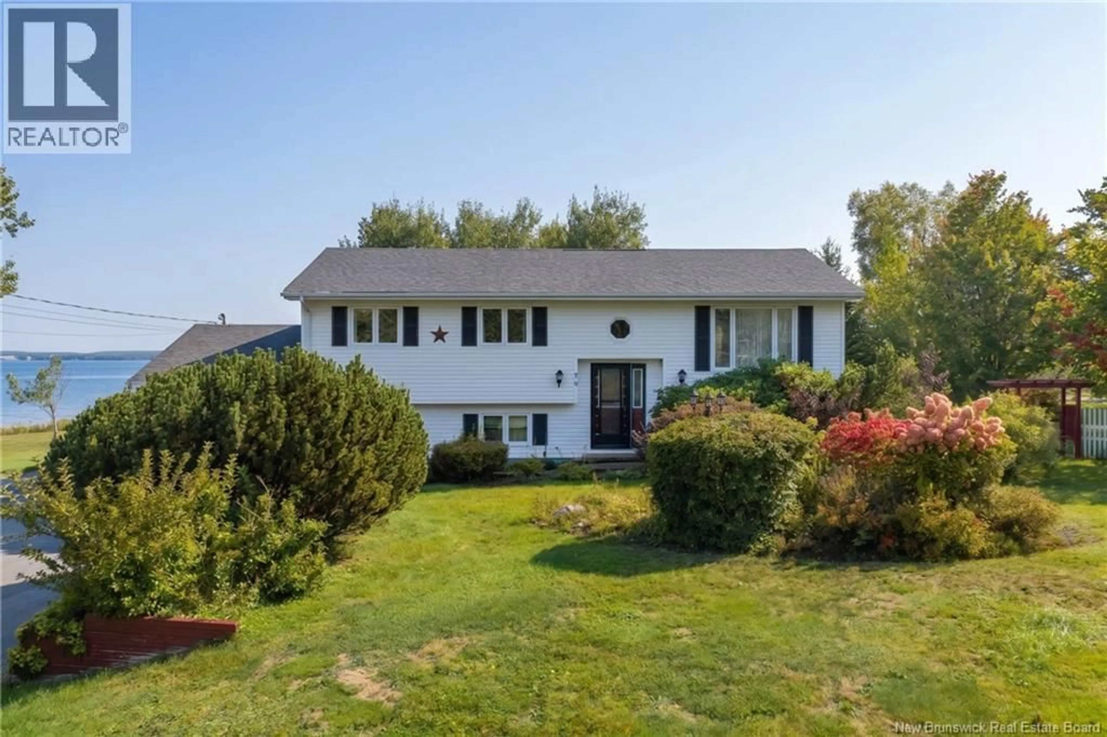 A pic from outside/outdoor area/front of a property/back of a property/a pic from drone, unknown for 75 ANTHONY'S COVE ROAD, Saint John New Brunswick E2P1K9